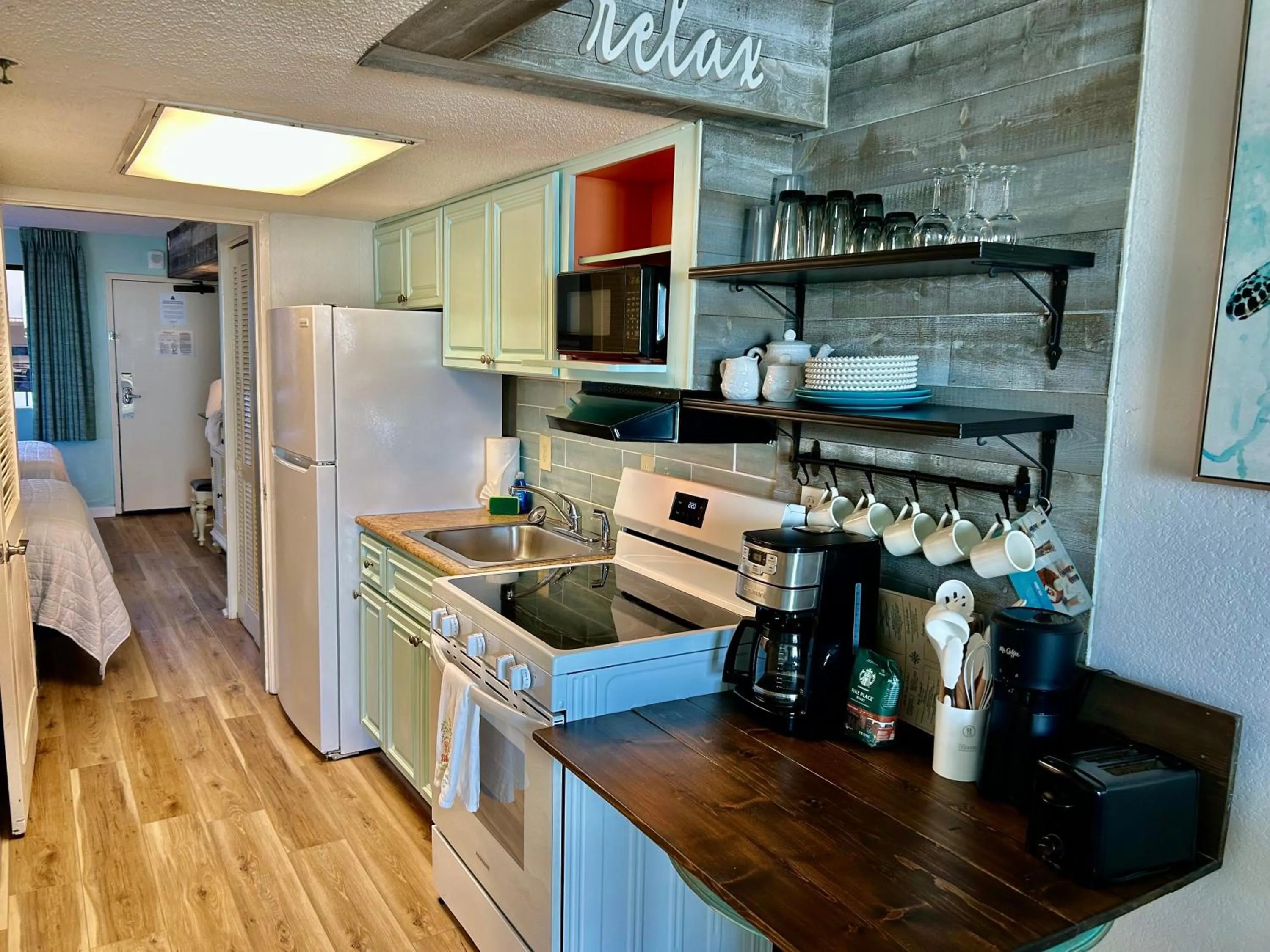 kitchen in Flip Flop at Compass Cove
