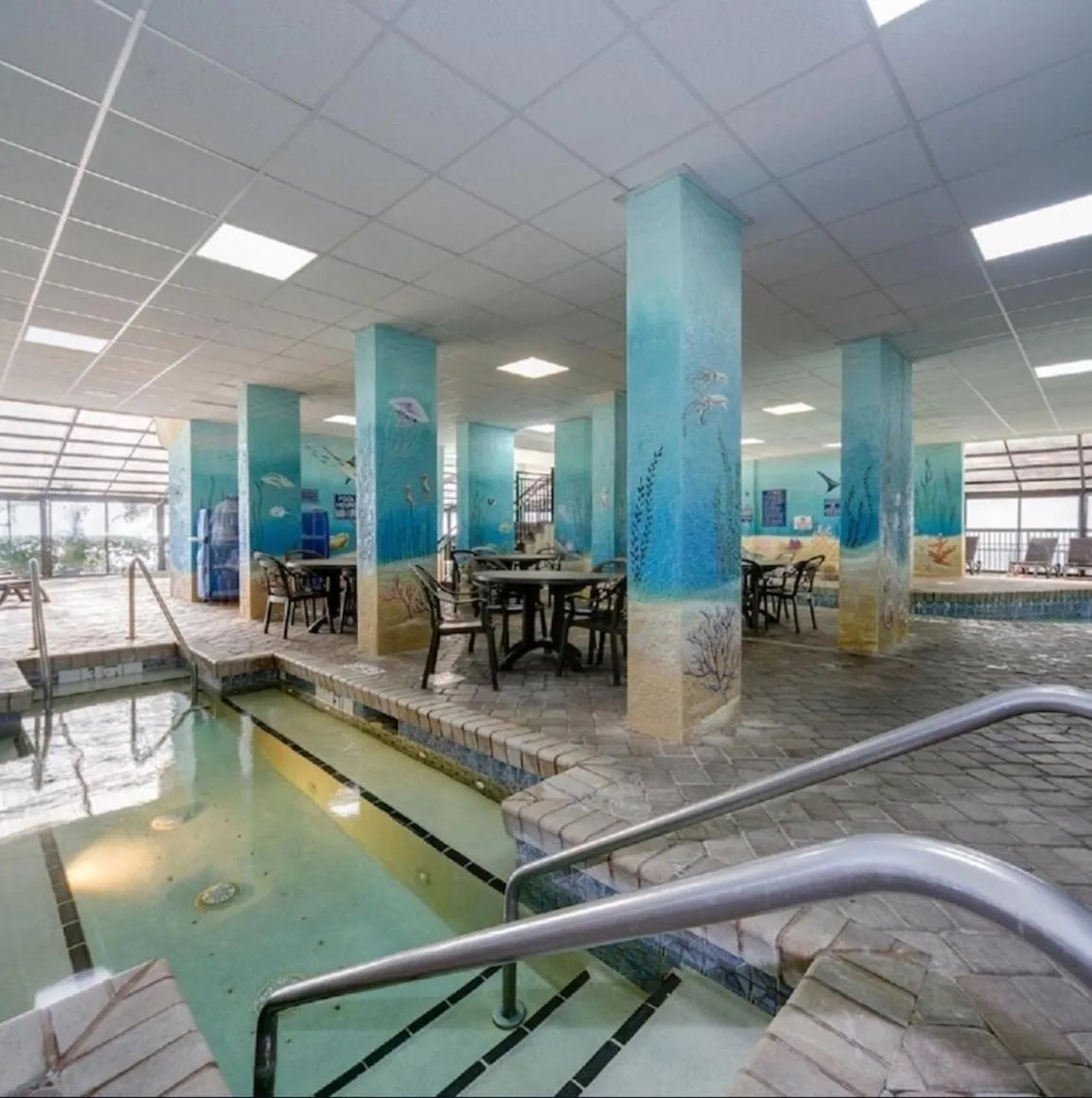 Hot Tub in Flip Flop at Compass Cove