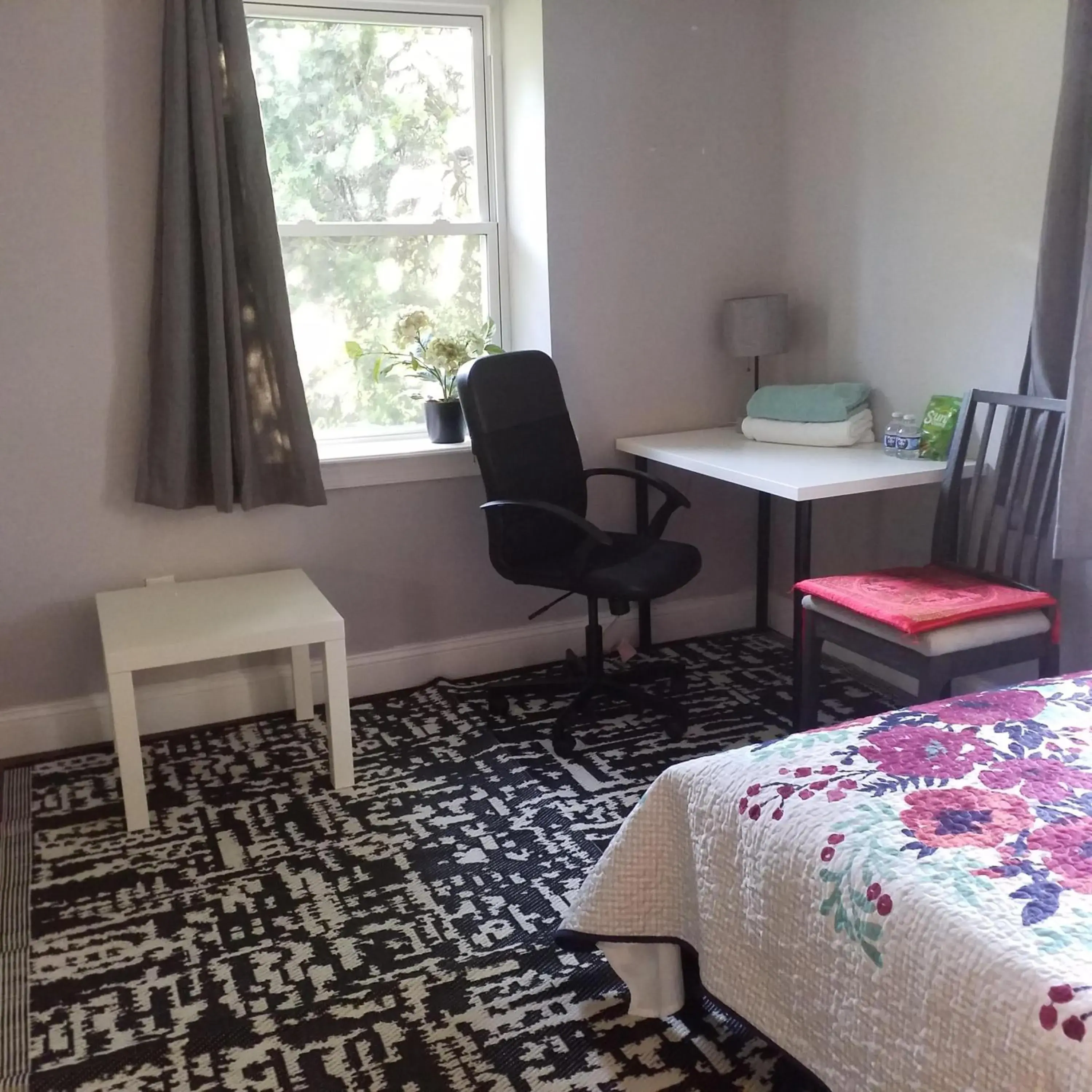 Economy Double Room in Fairmount House Economy Double Room in Fairmount House