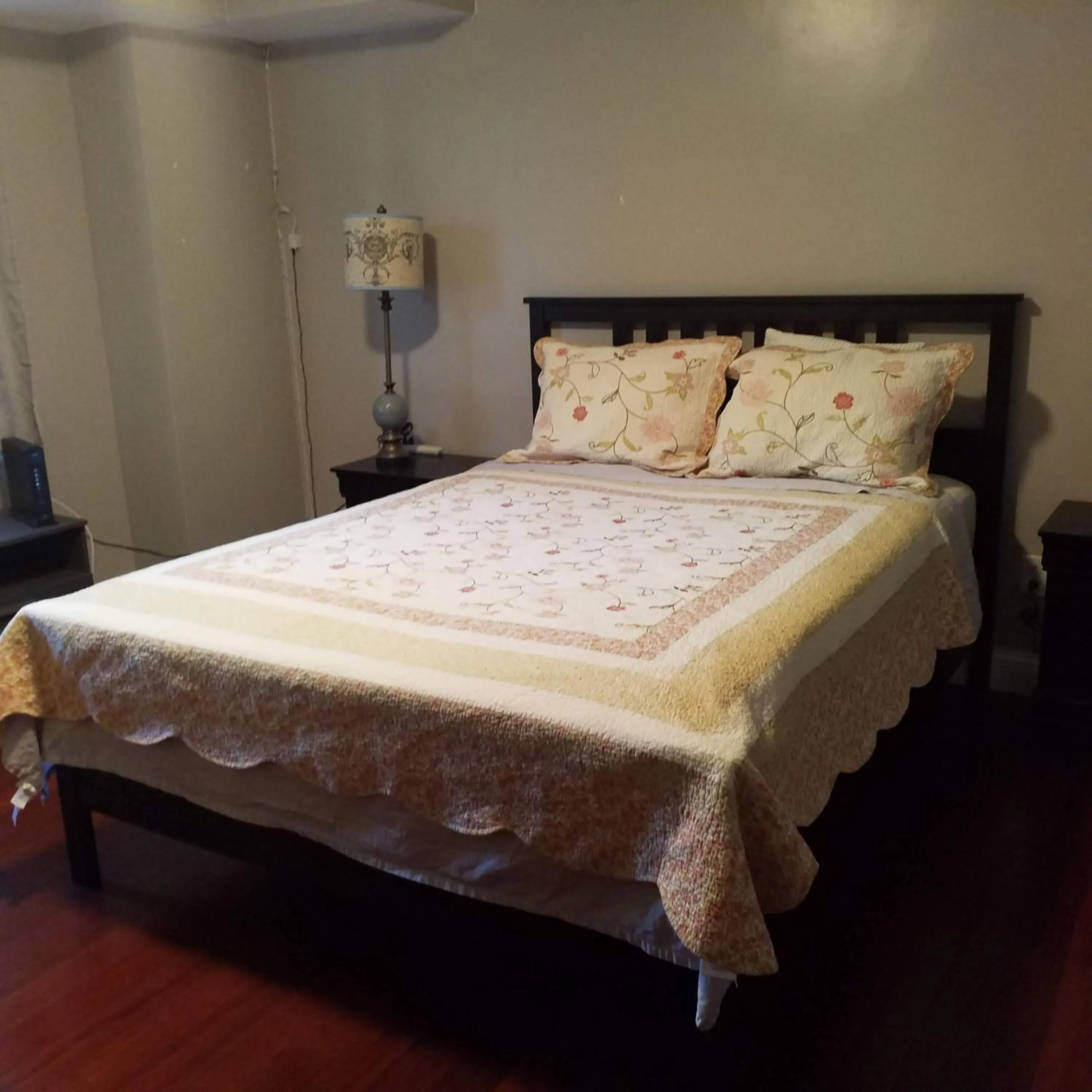 Bed in Fairmount House Free Street Parking Quiet Spacious