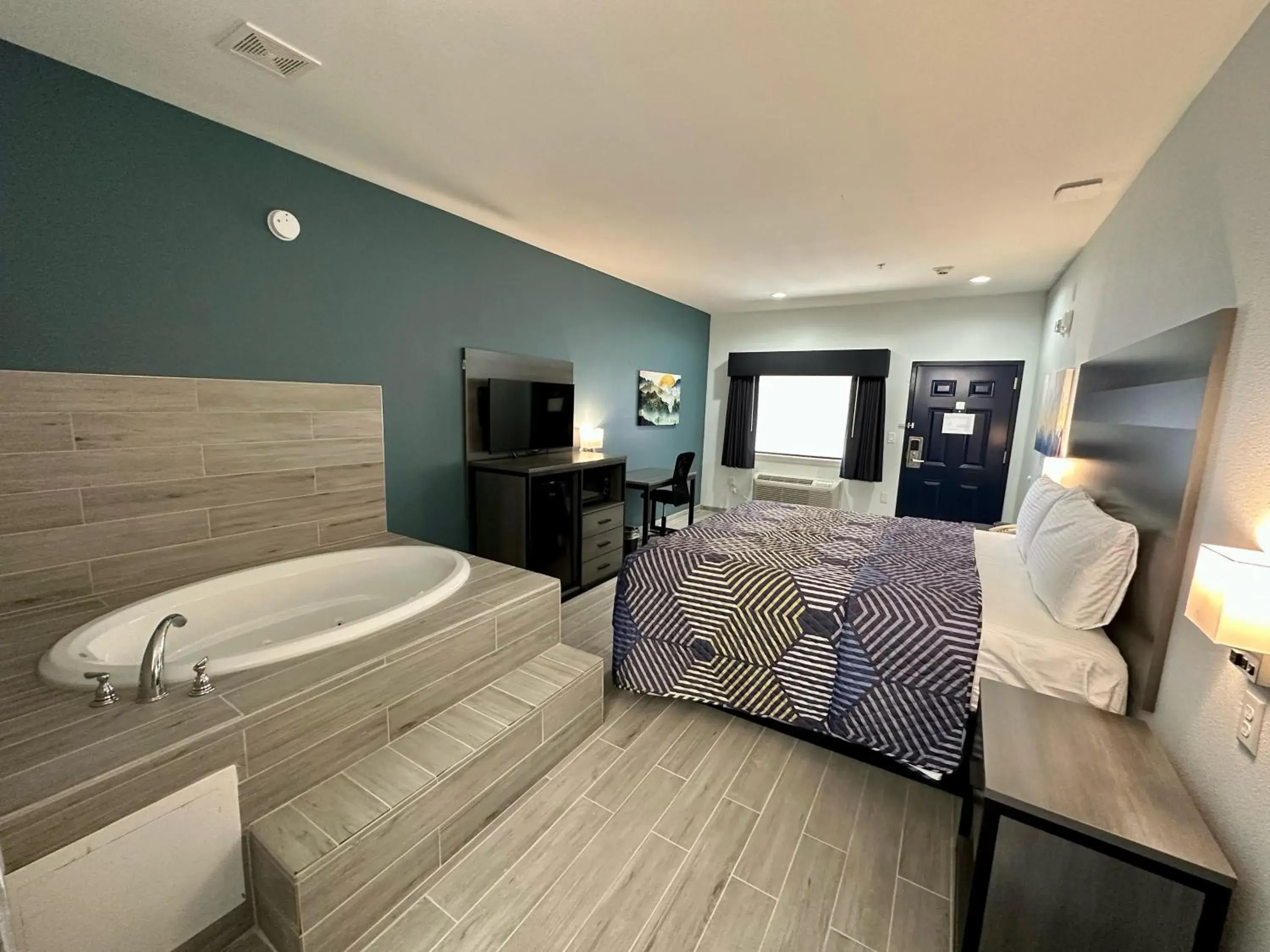 King Room with Spa Bath in Crosby Travel Lodge and RV Park King Room with Spa Bath in Crosby Travel Lodge and RV Park