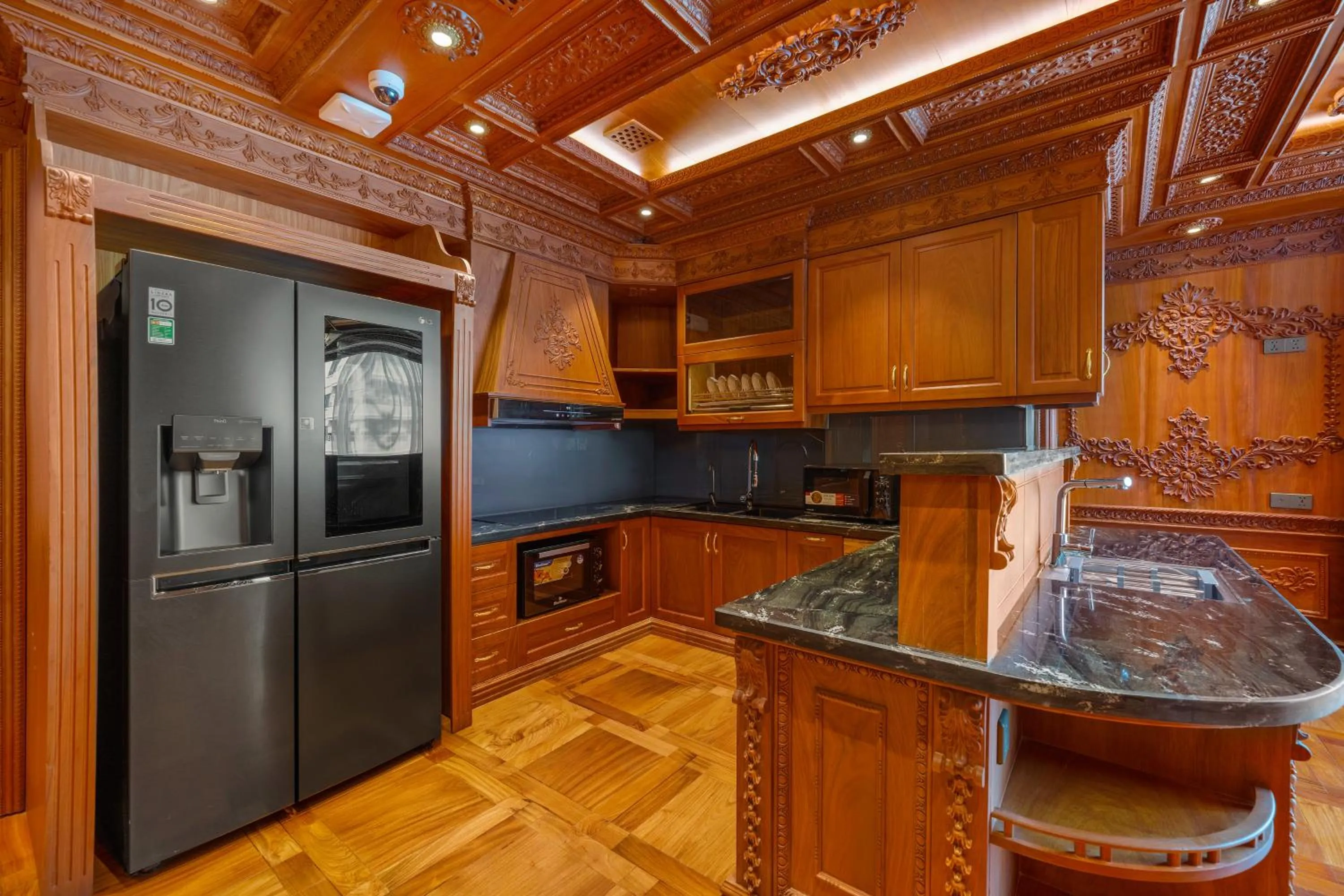 Kitchen or kitchenette in Monalisa Luxury Hotel