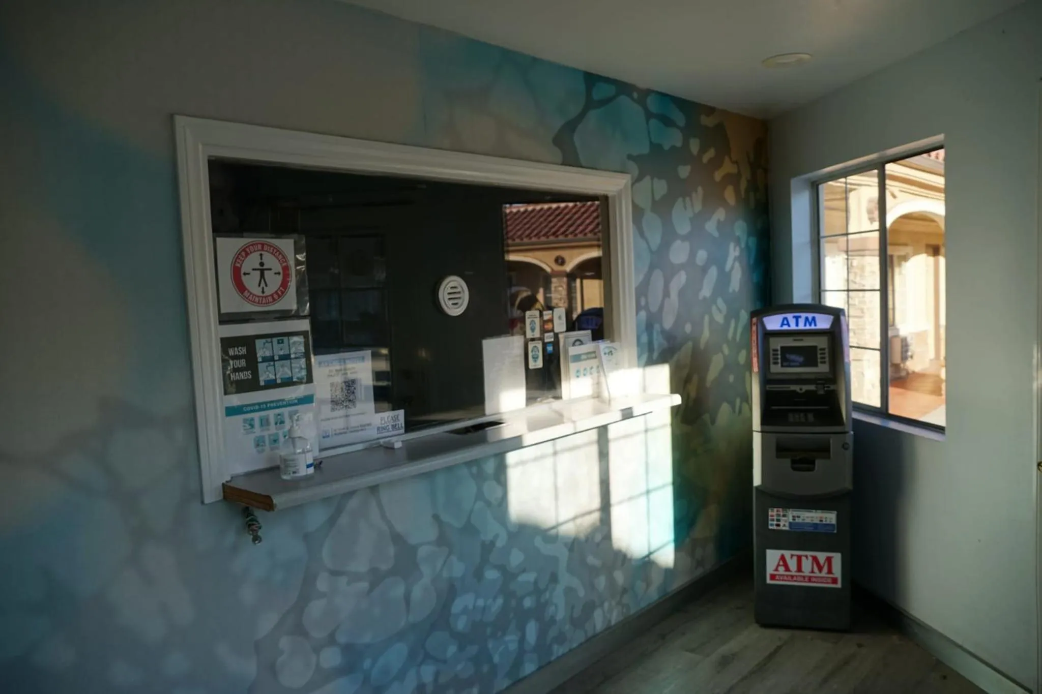 ATM in Avenue Motel