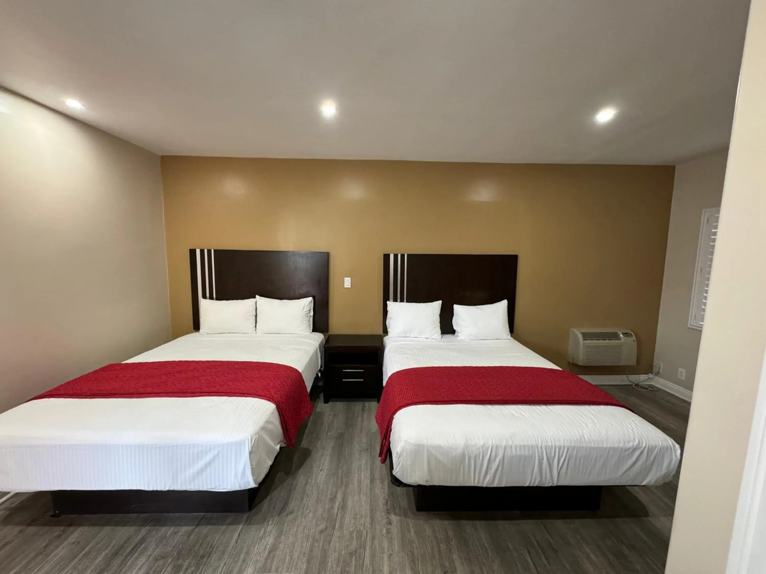 Double Room in Avenue Motel Double Room in Avenue Motel