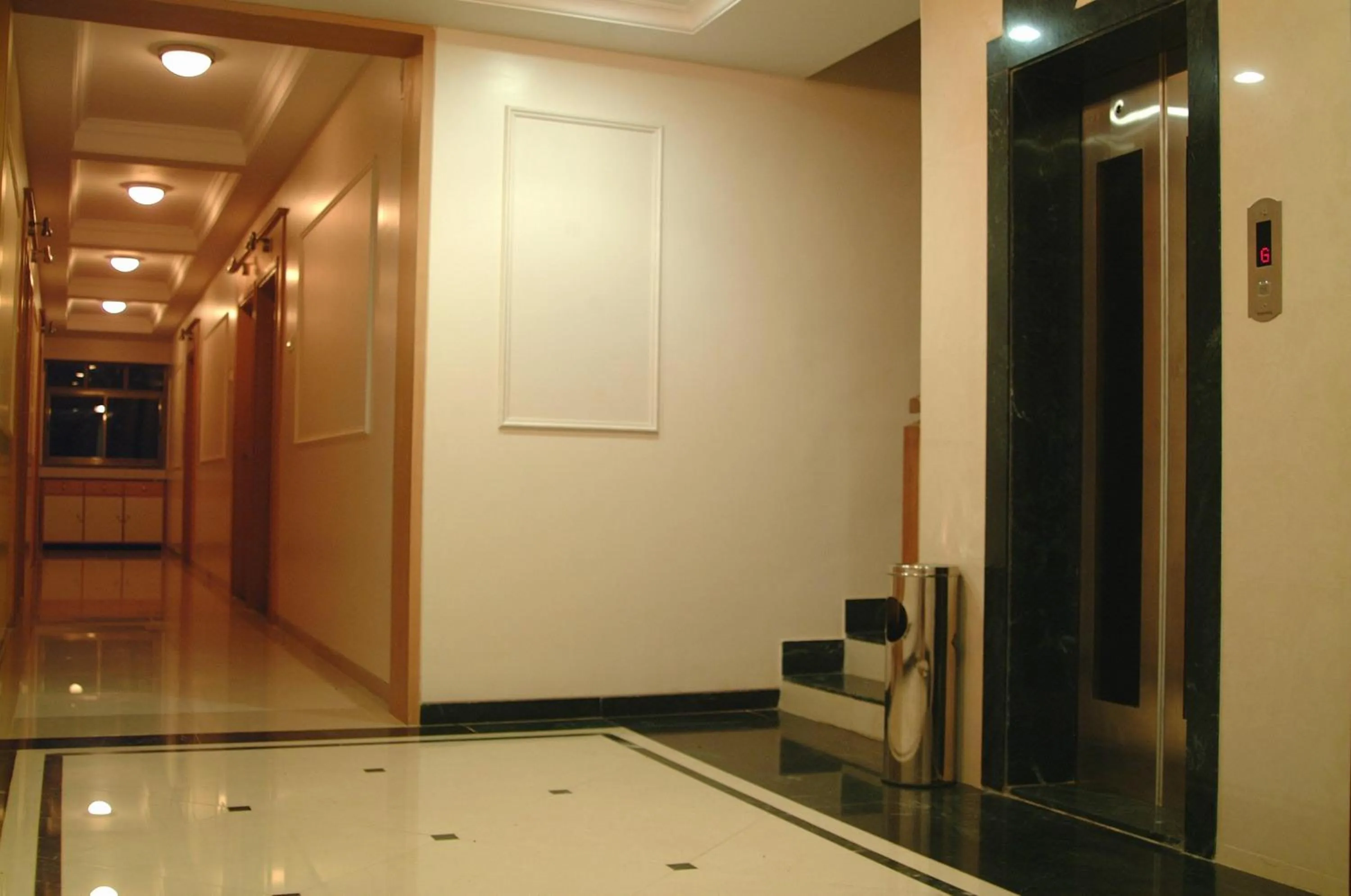 elevator in Hotel Ravikiran Alibaug