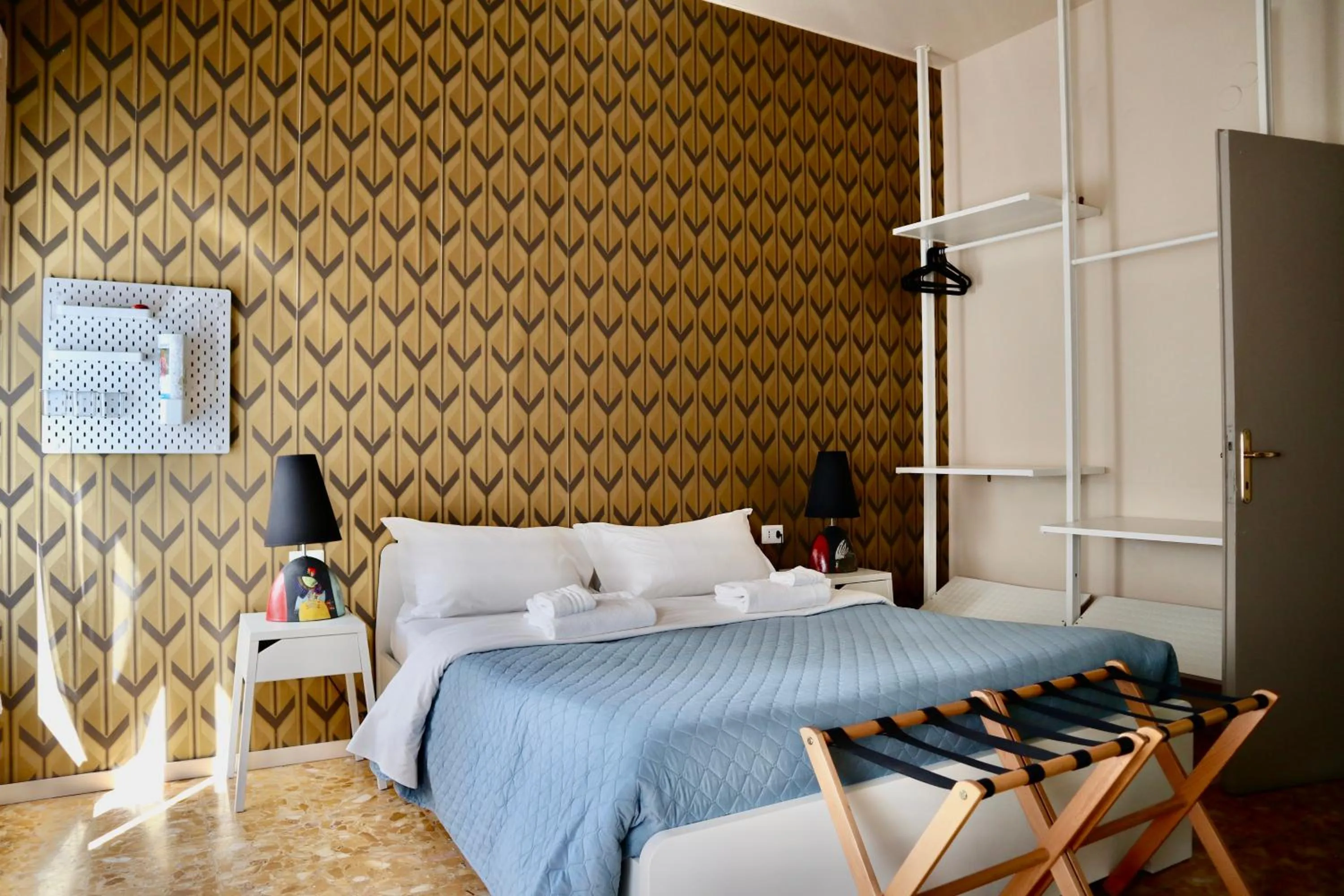 Bedroom, Bed in GUEST HOUSE SONNINO 37 Cagliari