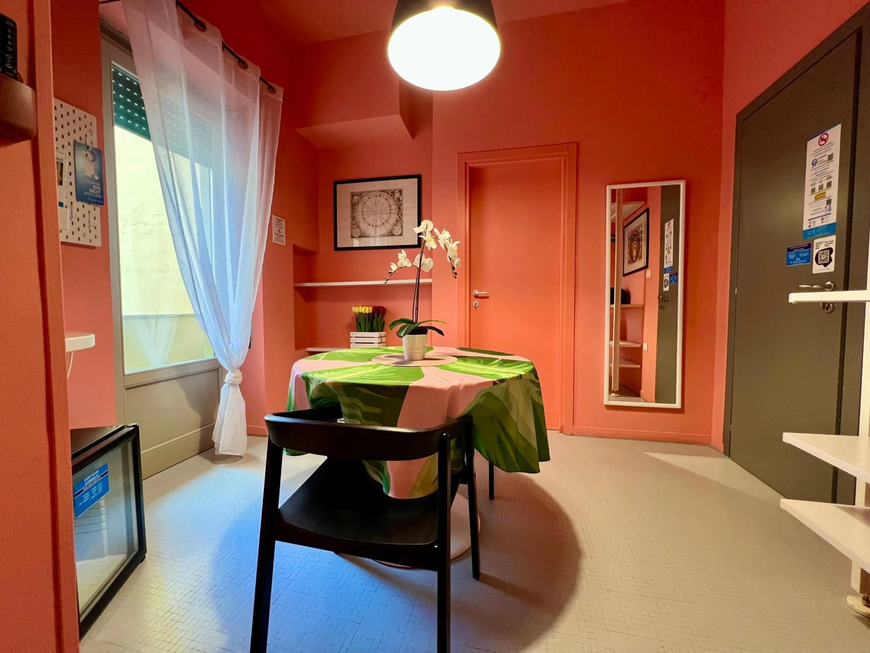 Dining area in GUEST HOUSE SONNINO 37 Cagliari