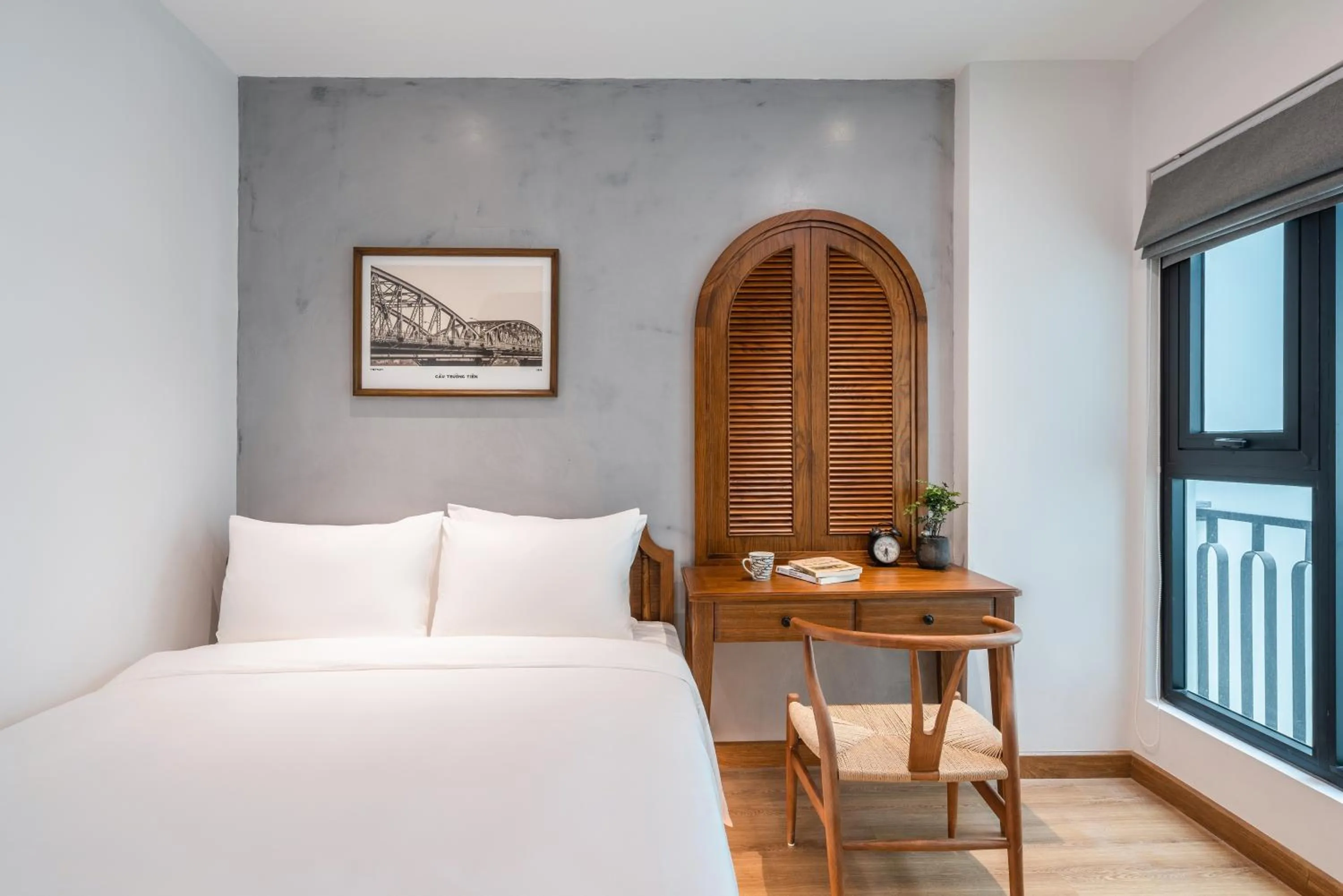 Photo of the whole room, Bed in Le Parfum Apartment and Hotel