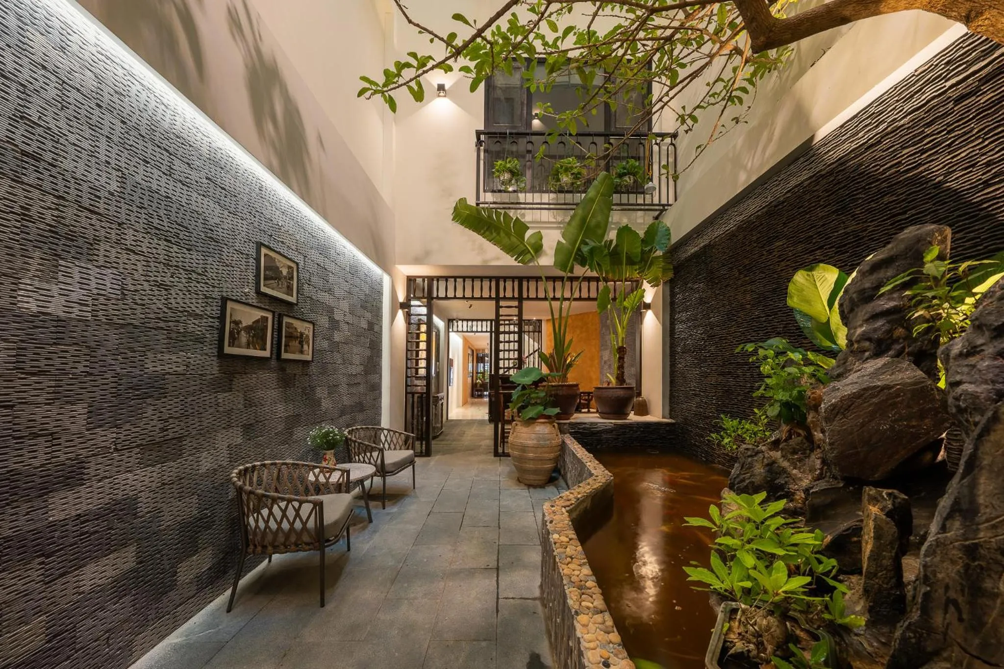 Patio in Le Parfum Apartment and Hotel