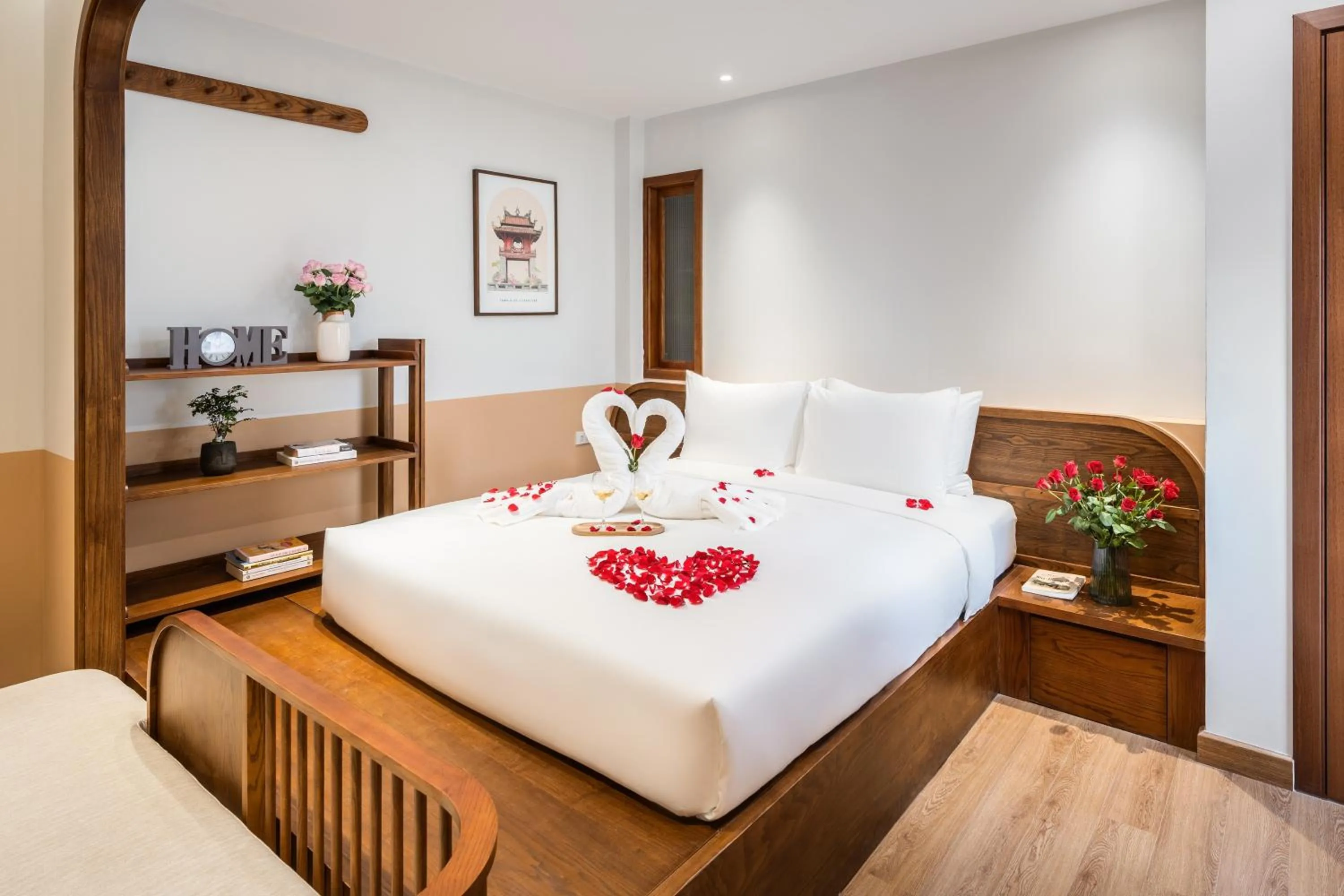 Bed in Le Parfum Apartment and Hotel