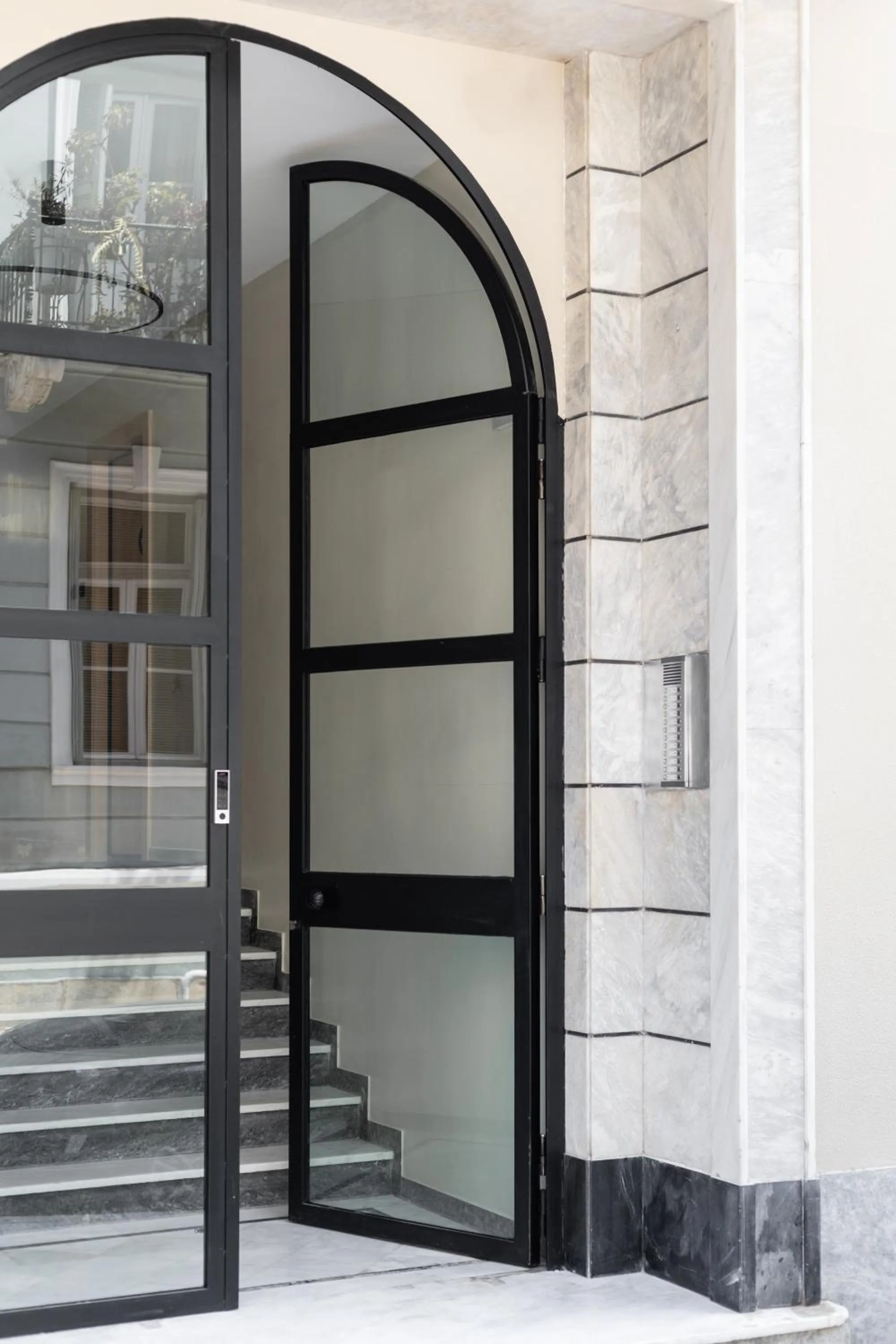 Property building in Elliot Neapoli, Athens