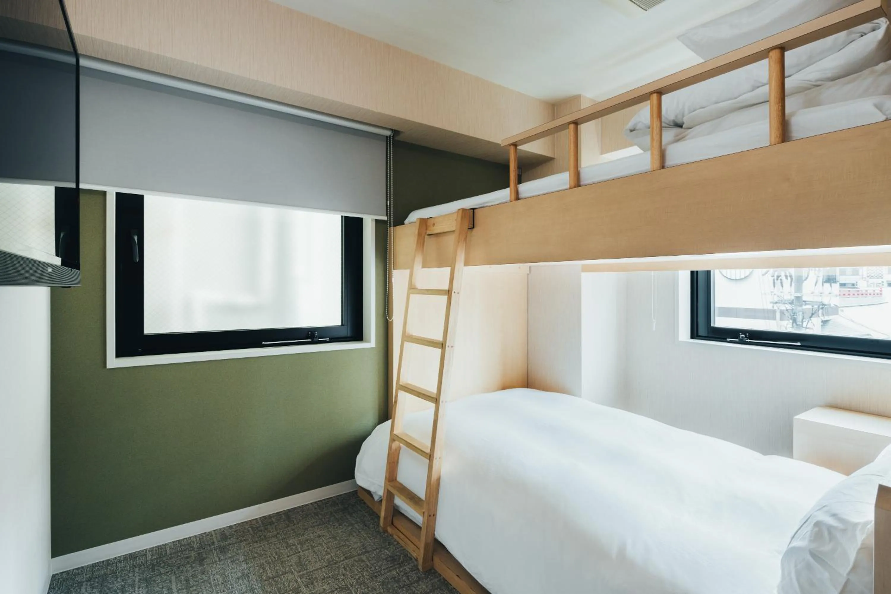 Photo of the whole room, Bed in MEANDER Osaka