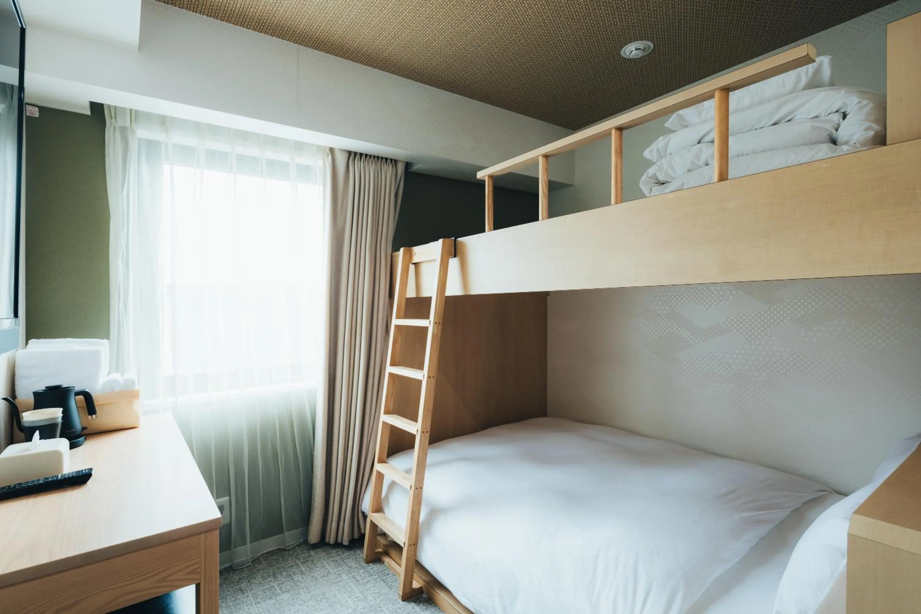 Photo of the whole room, Bed in MEANDER Osaka