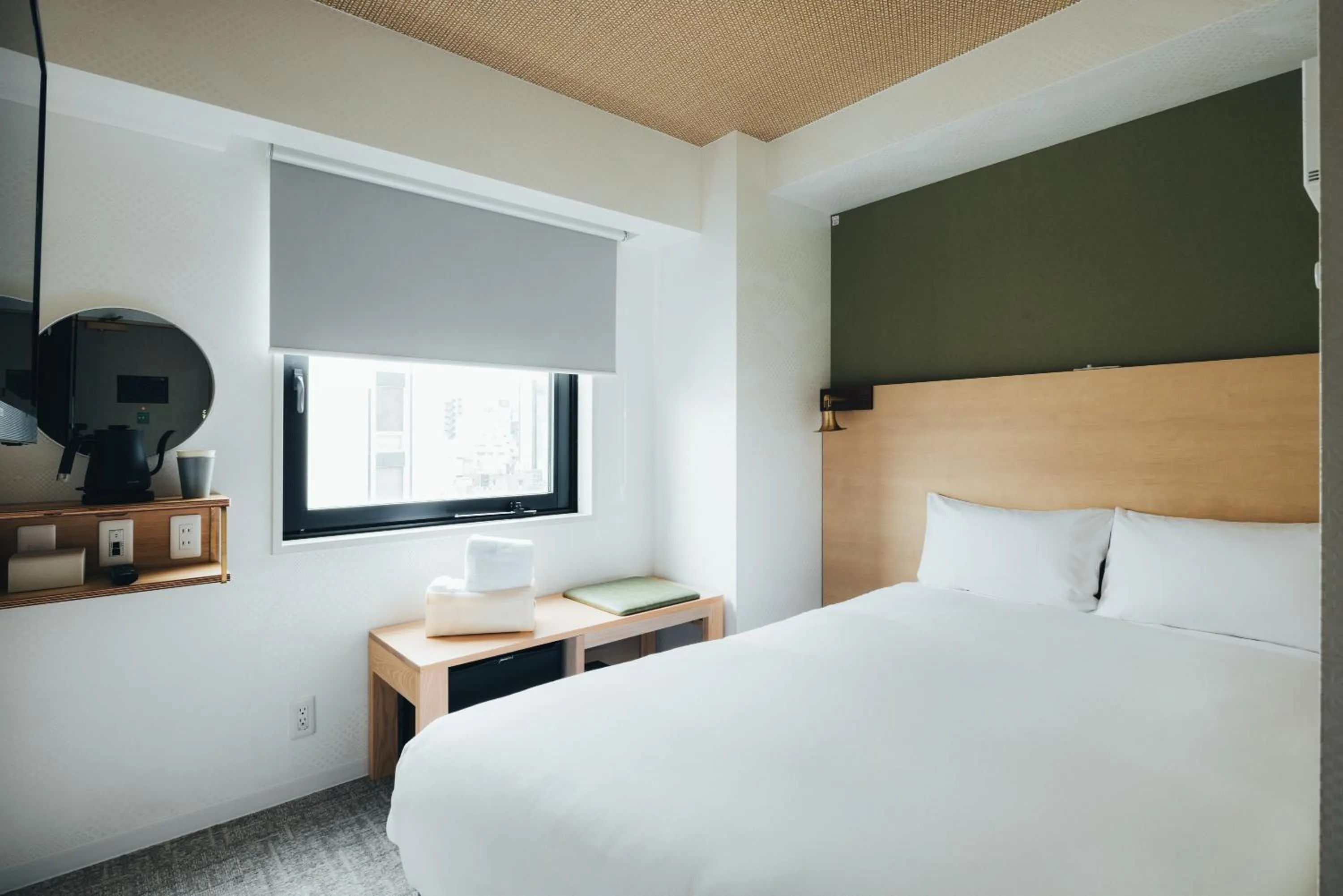 Photo of the whole room, Bed in MEANDER Osaka