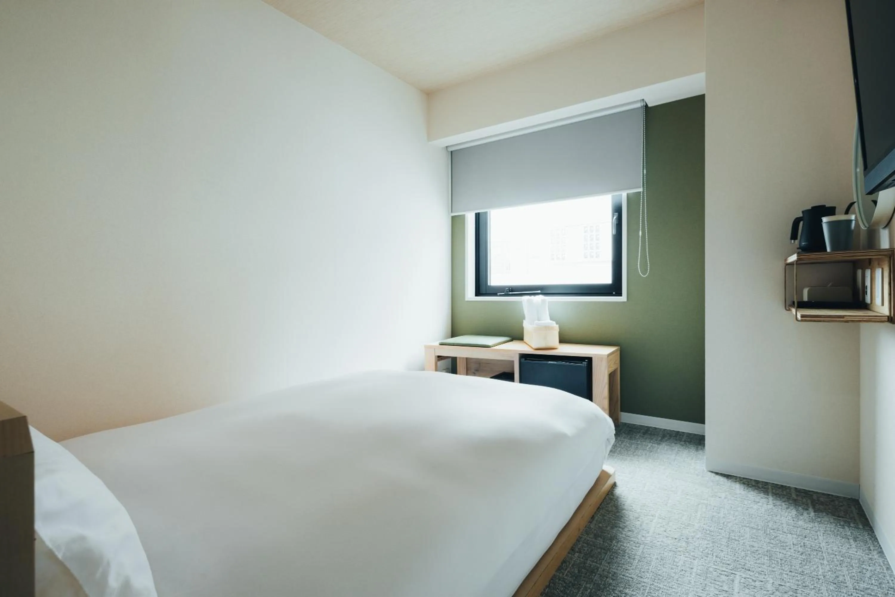 Photo of the whole room, Bed in MEANDER Osaka