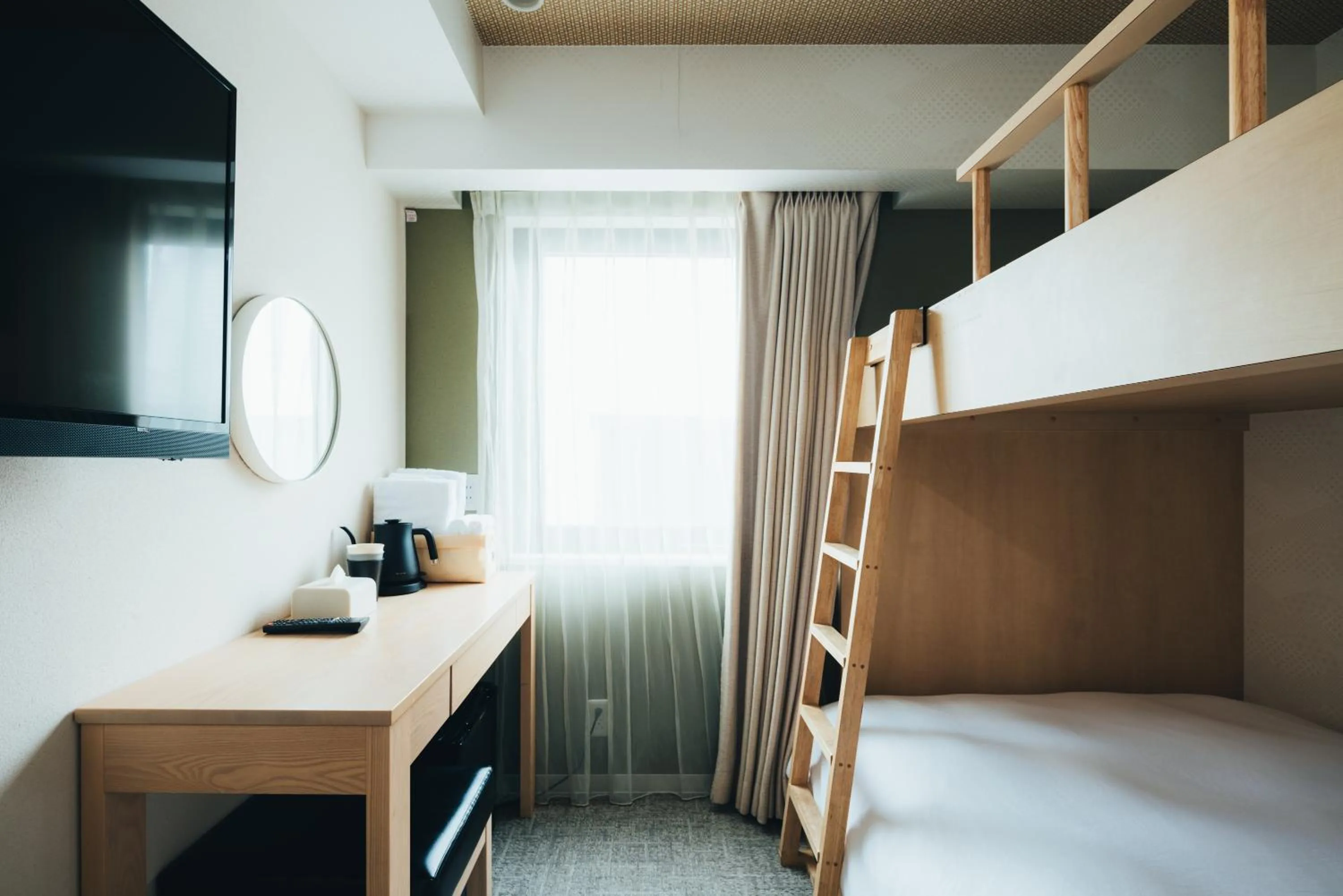 Photo of the whole room, Bed in MEANDER Osaka