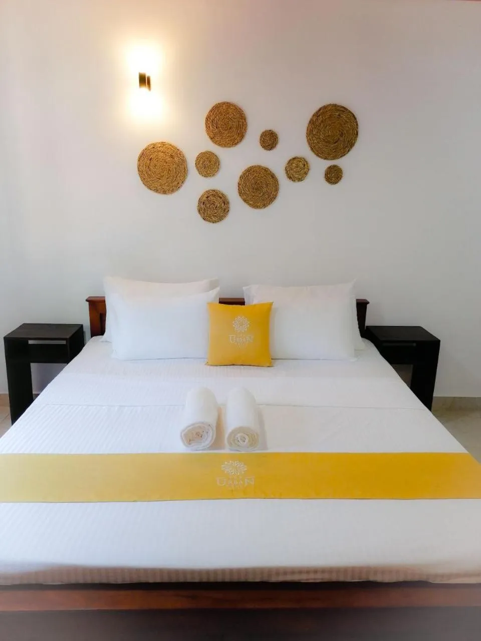 Bed in Urban Galle Villa
