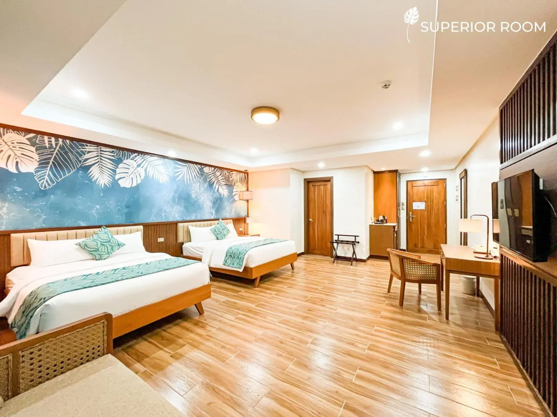 Superior Double or Twin Room in La Jolla Luxury Beach Resort Superior Double or Twin Room in La Jolla Luxury Beach Resort