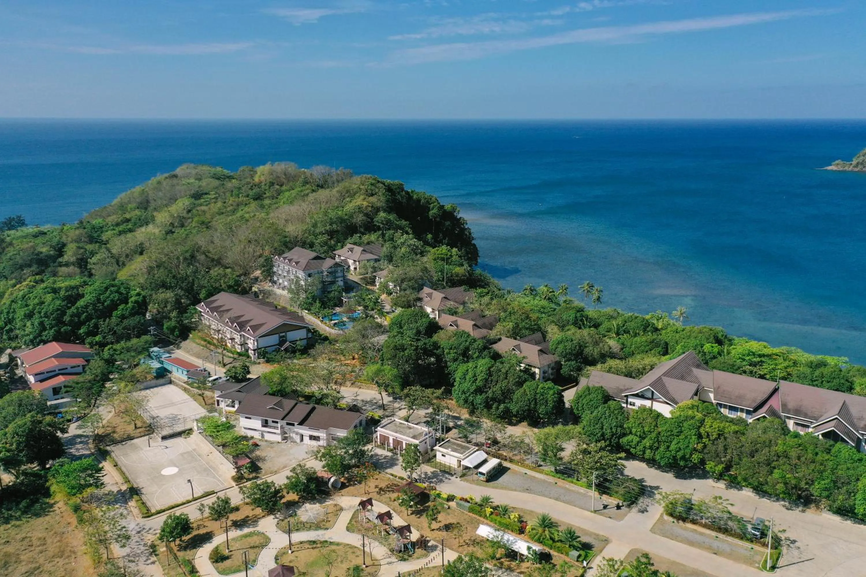 Property building in La Jolla Hotel and Beach Resort
