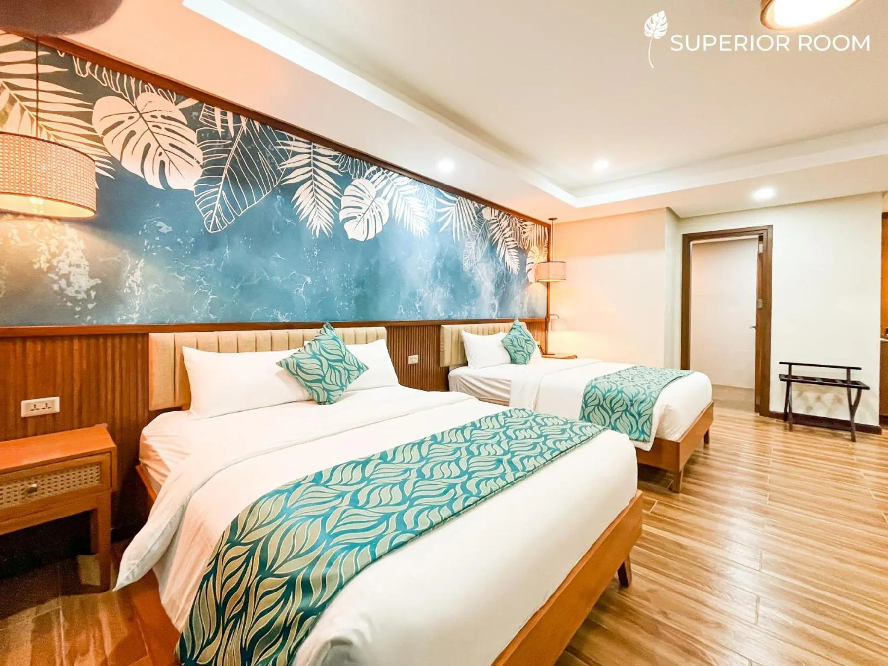 Bed in La Jolla Hotel and Beach Resort