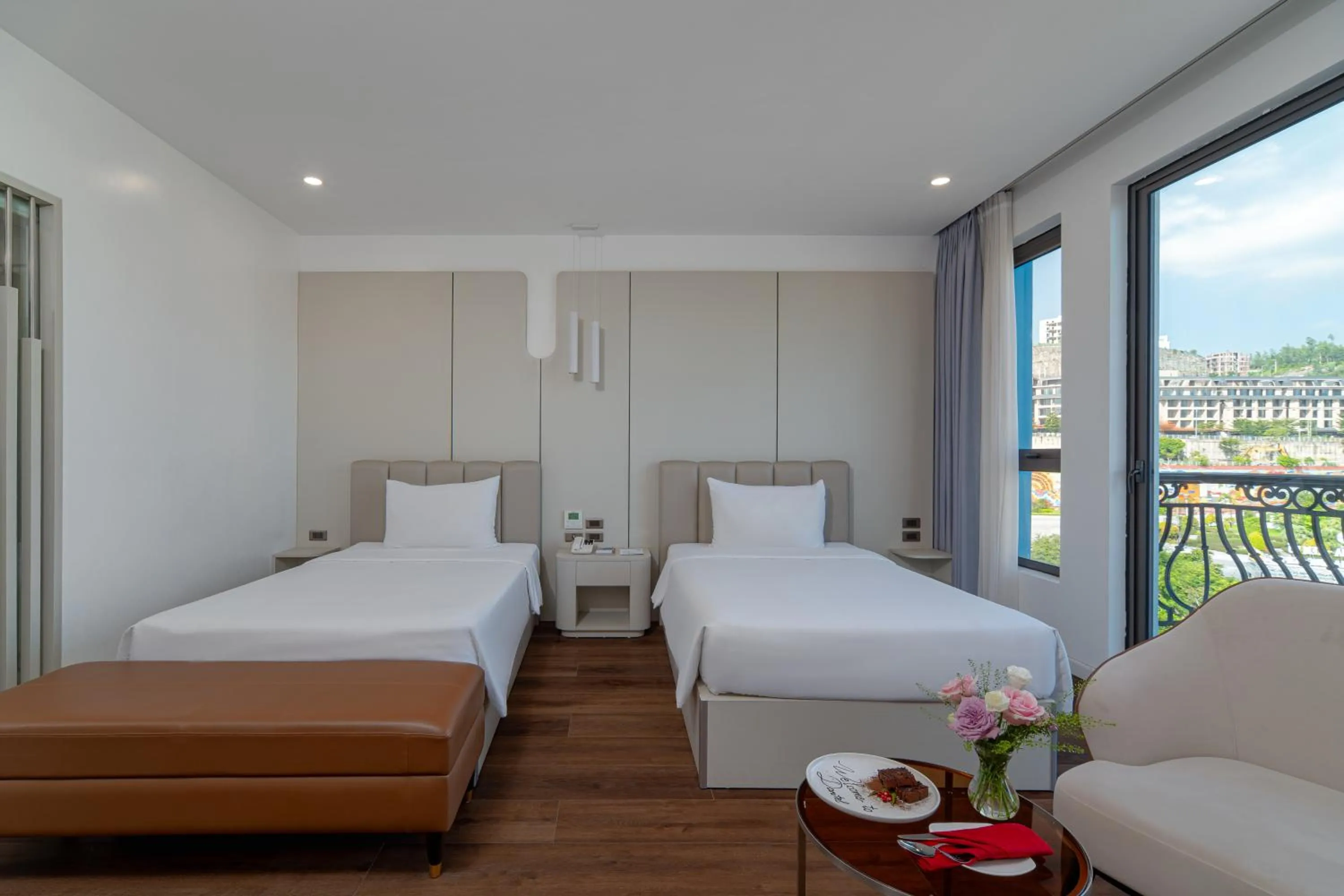 Bed in Danitel Halong