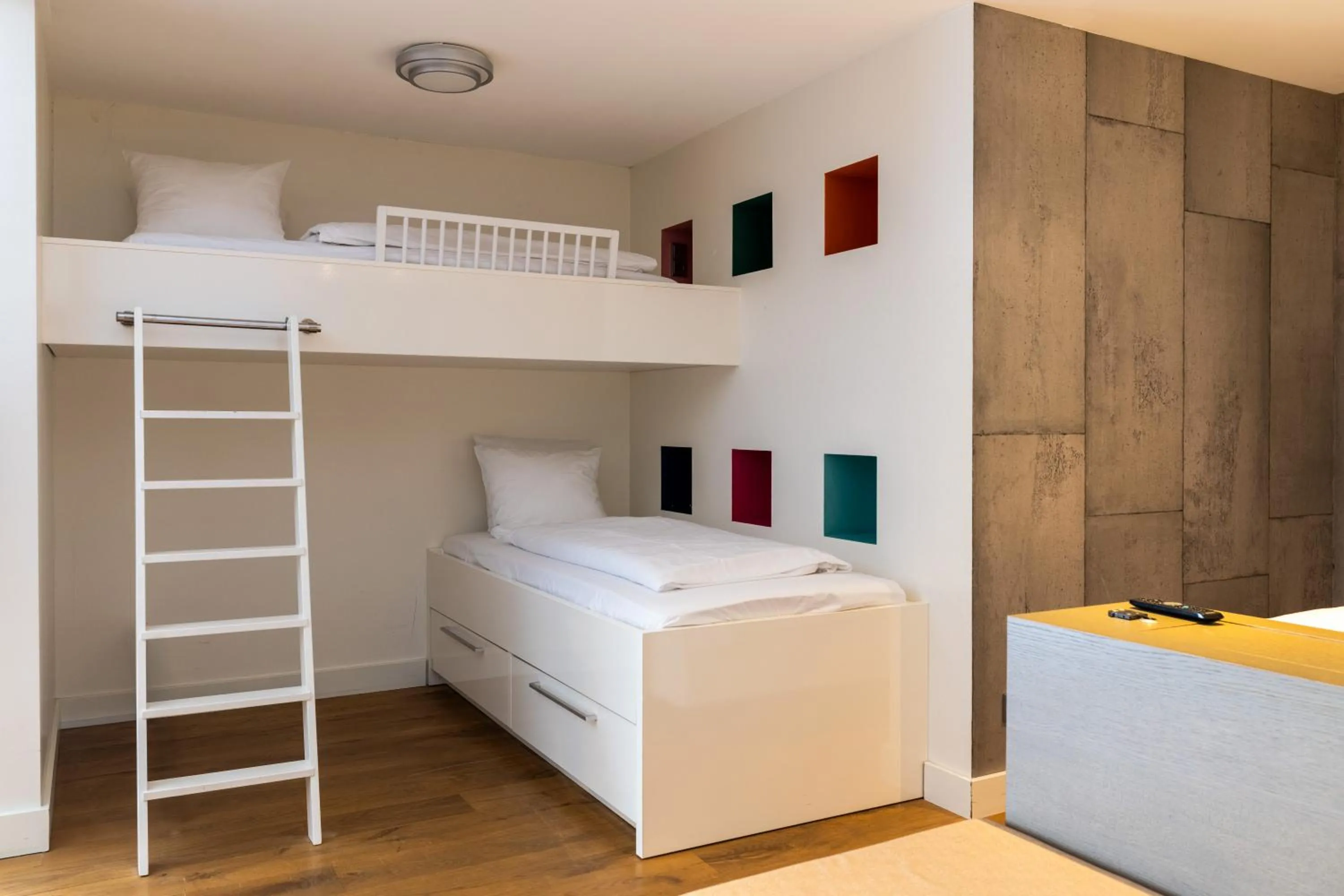 bunk bed, Bed in Van der Valk Hotel Assen