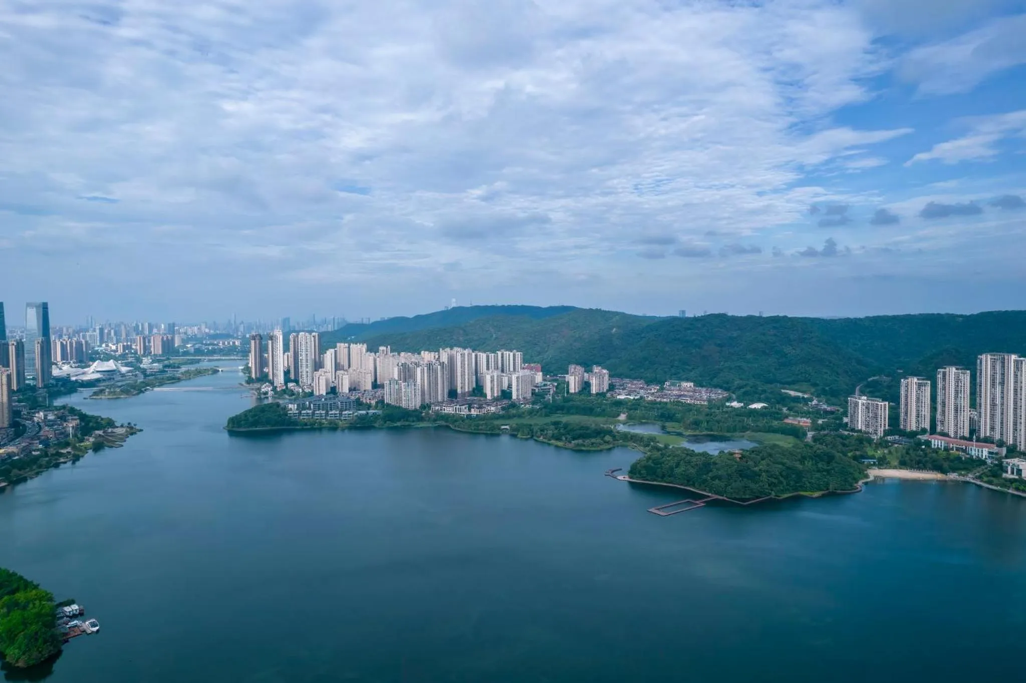 Property building in Hotel Indigo Changsha Meixi Lake