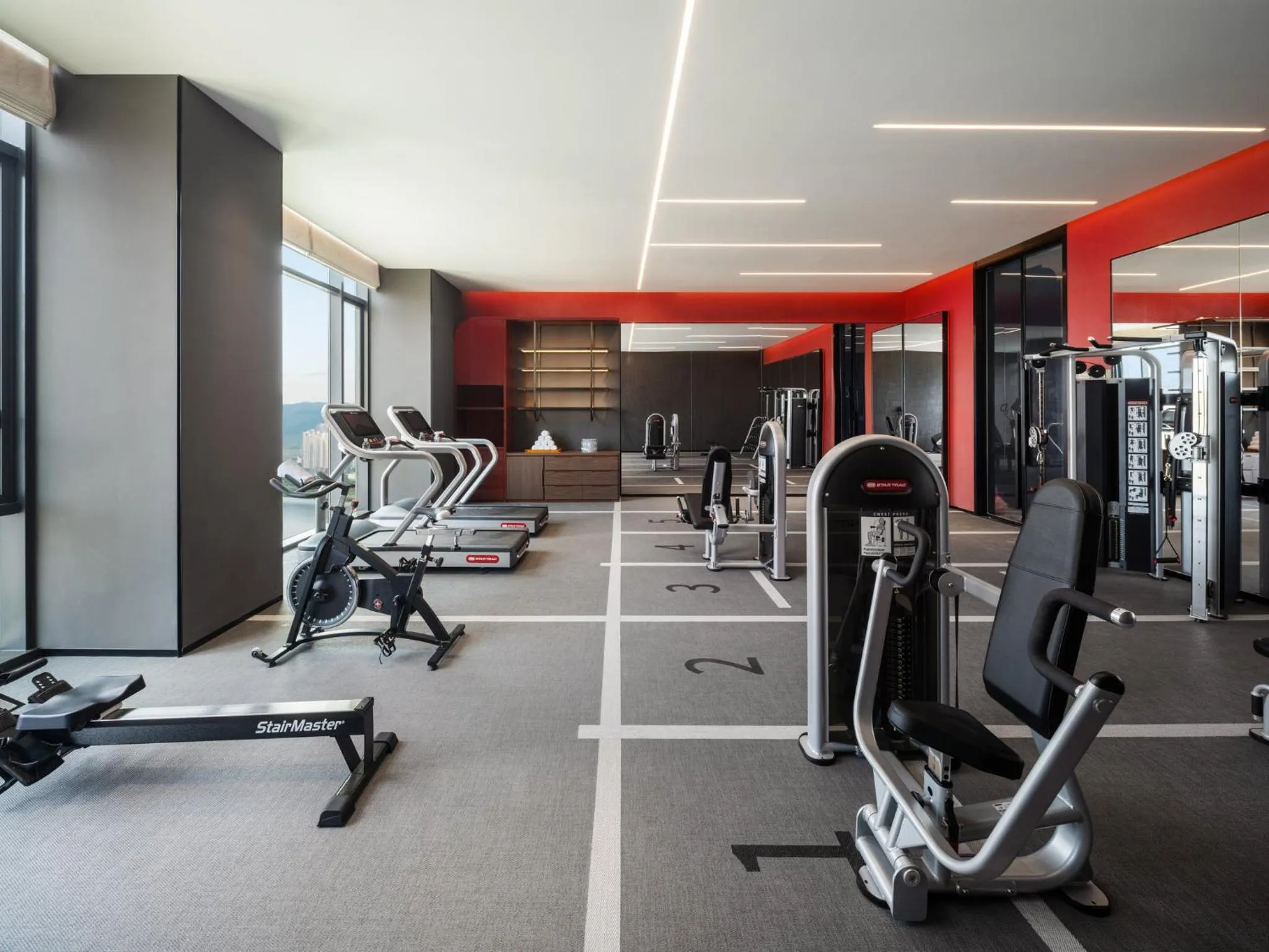 Fitness centre/facilities in Hotel Indigo Changsha Meixi Lake