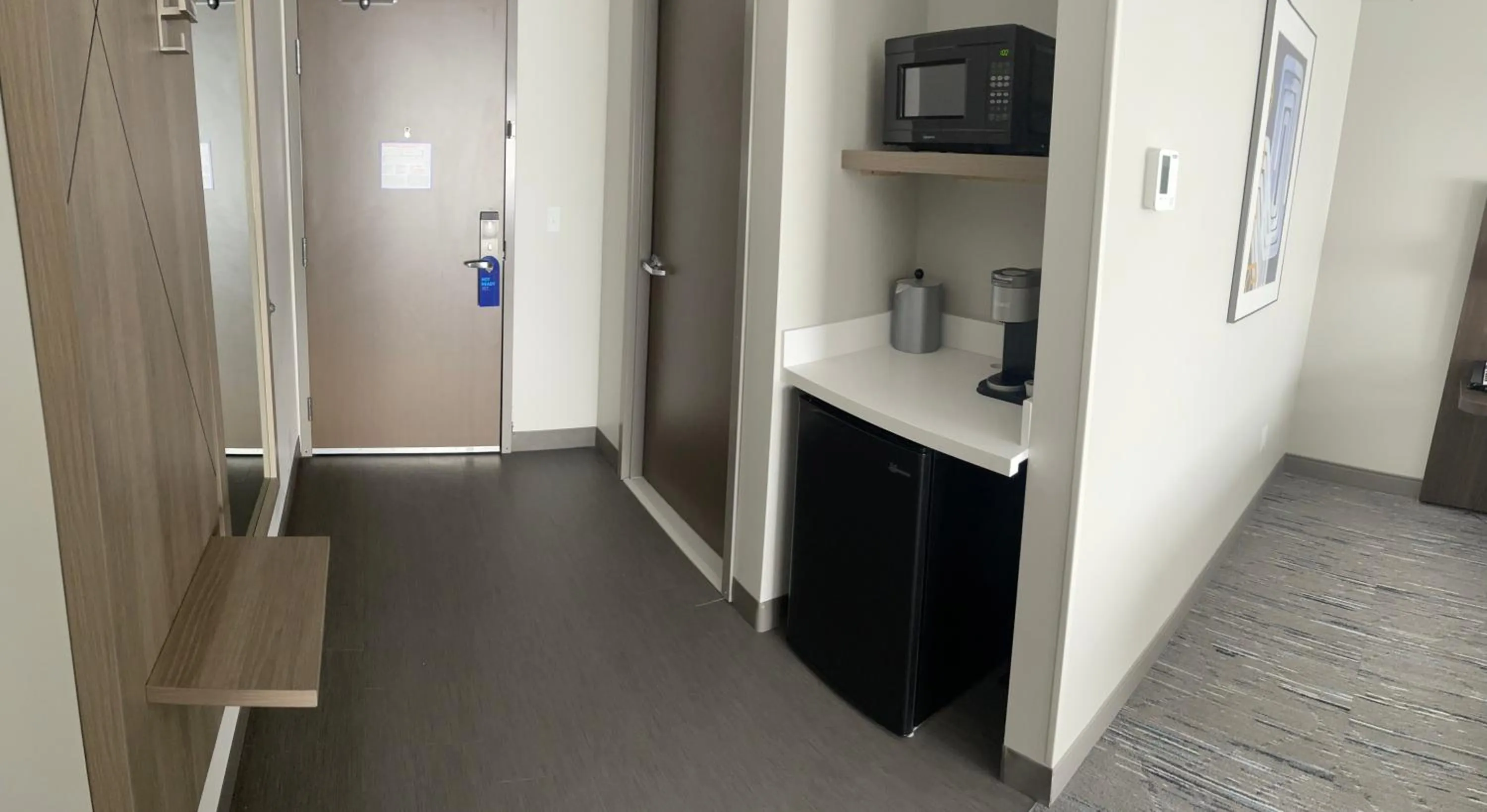 Area and facilities in Holiday Inn Express & Suites Muskegon - Grand Haven by IHG