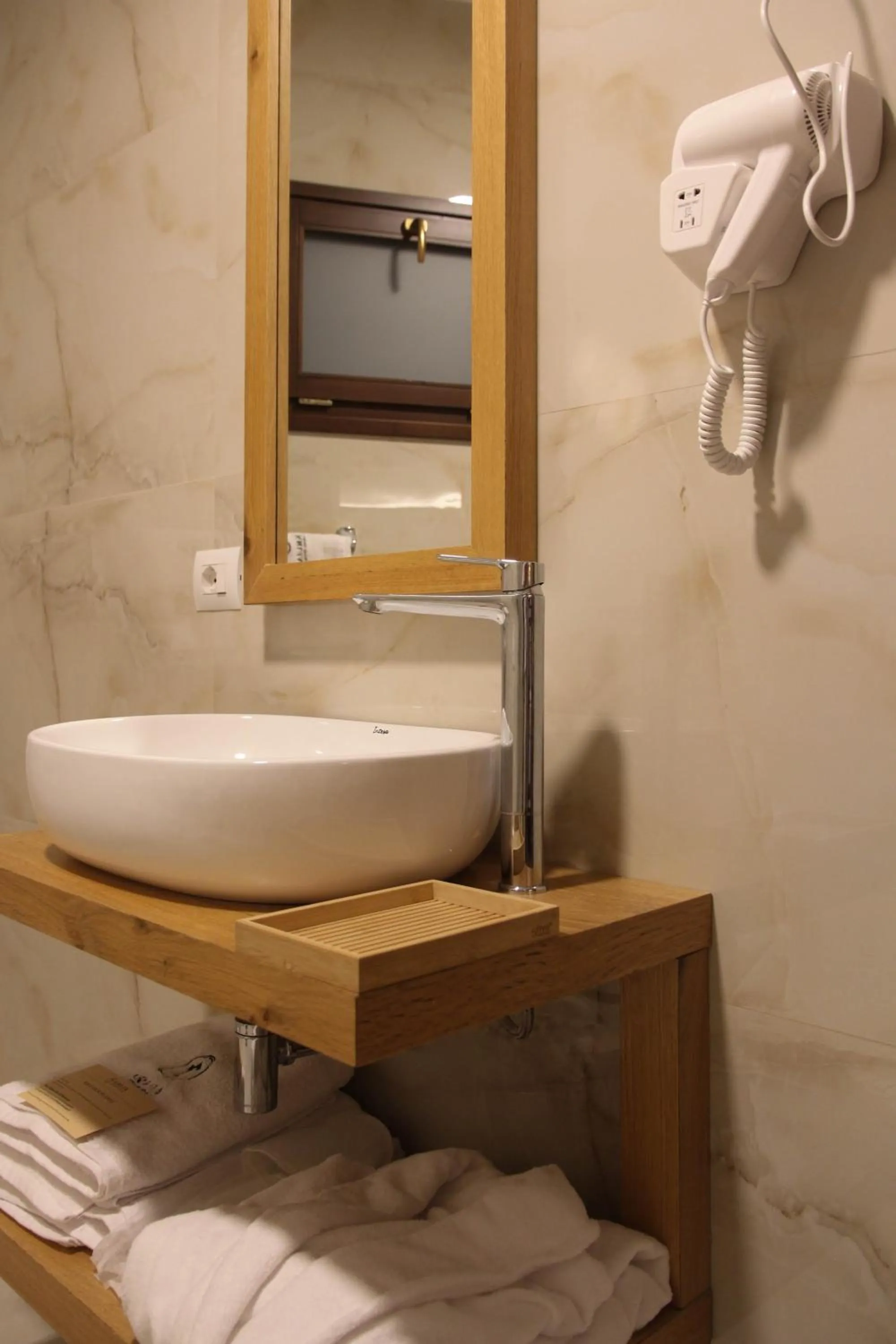 Bathroom in Kruja Albergo Diffuso , Inside Kruja Castle