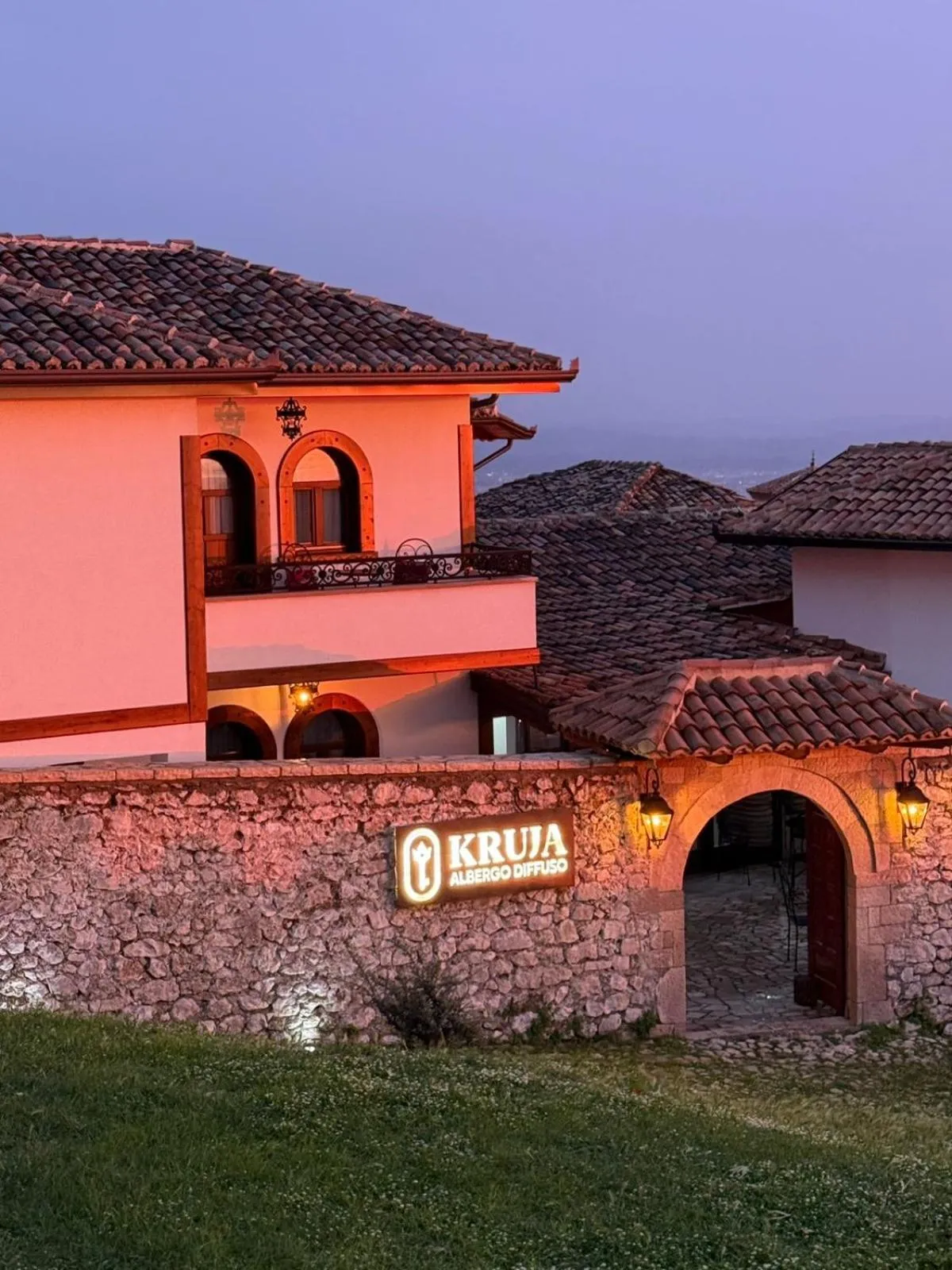 Kruja Albergo Diffuso , Inside Kruja Castle