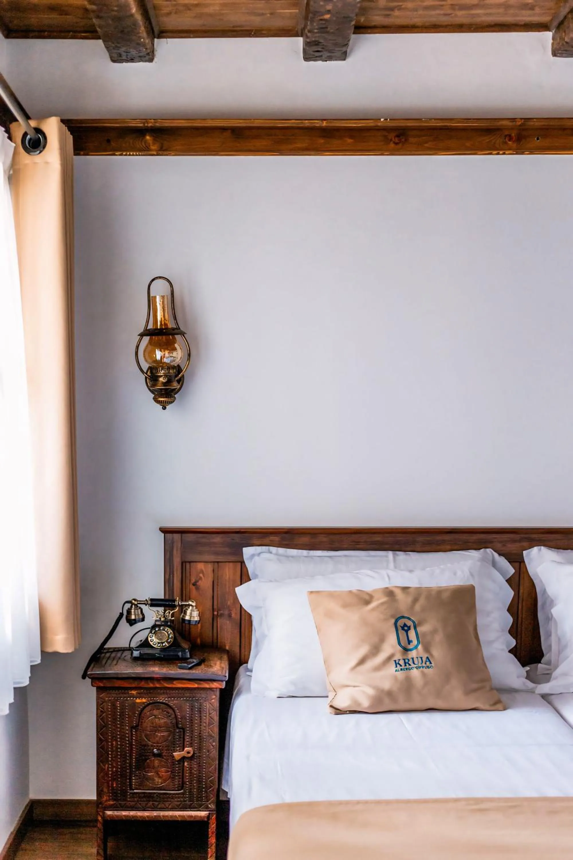 Bed in Kruja Albergo Diffuso , Inside Kruja Castle