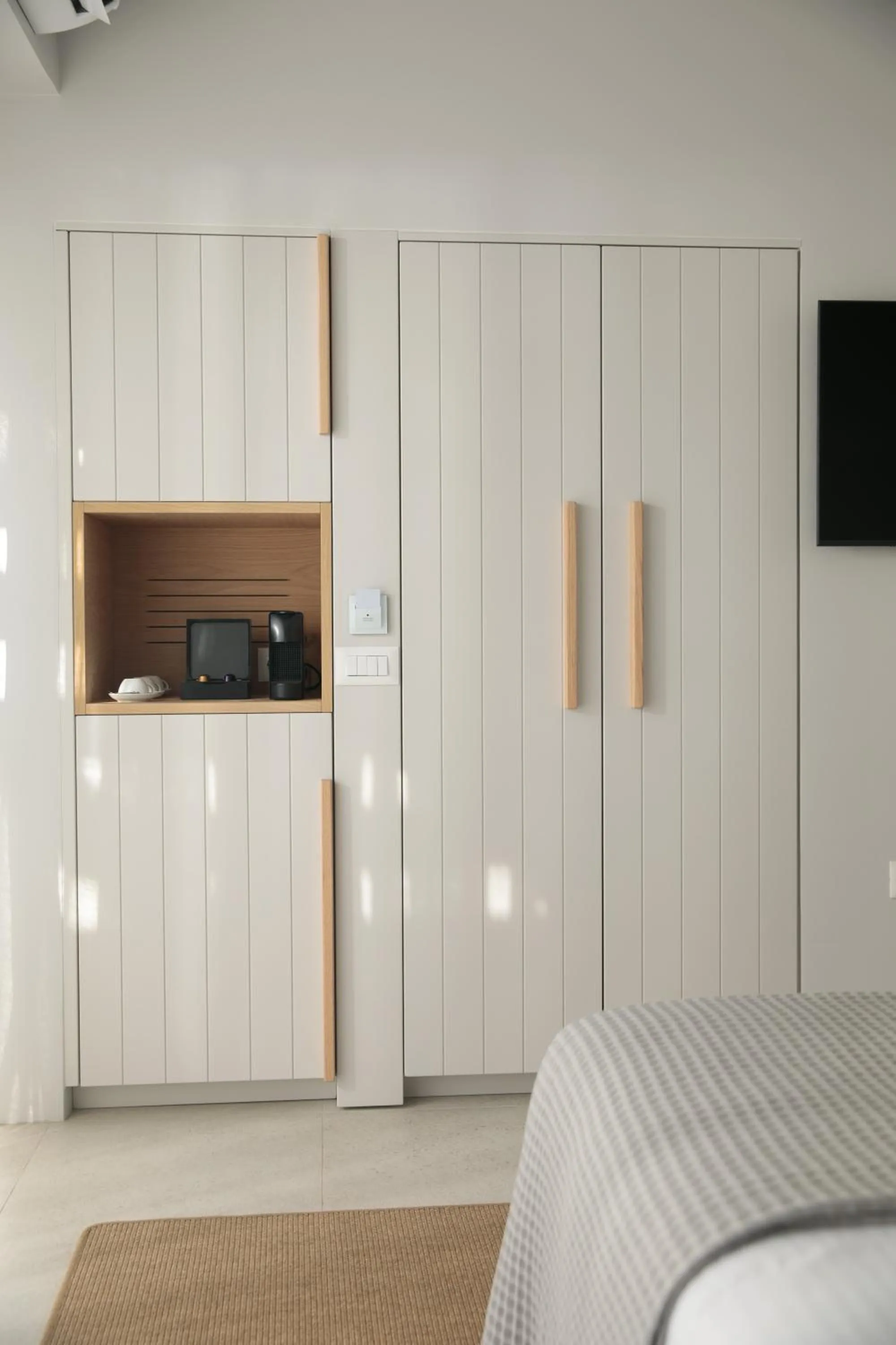 wardrobe in Anapollo Boutique Hotel Adults Only