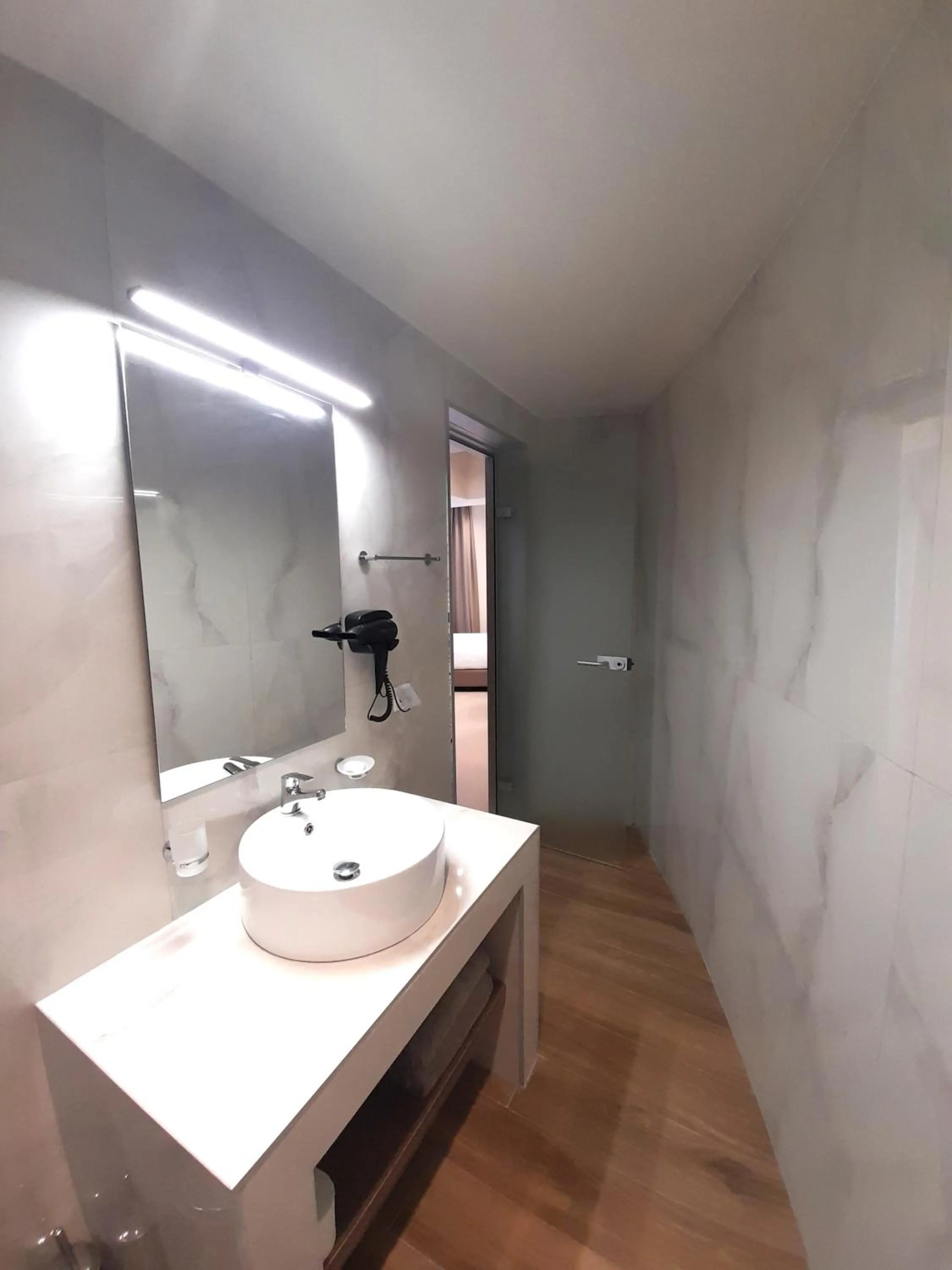 Toilet in Elite Centre