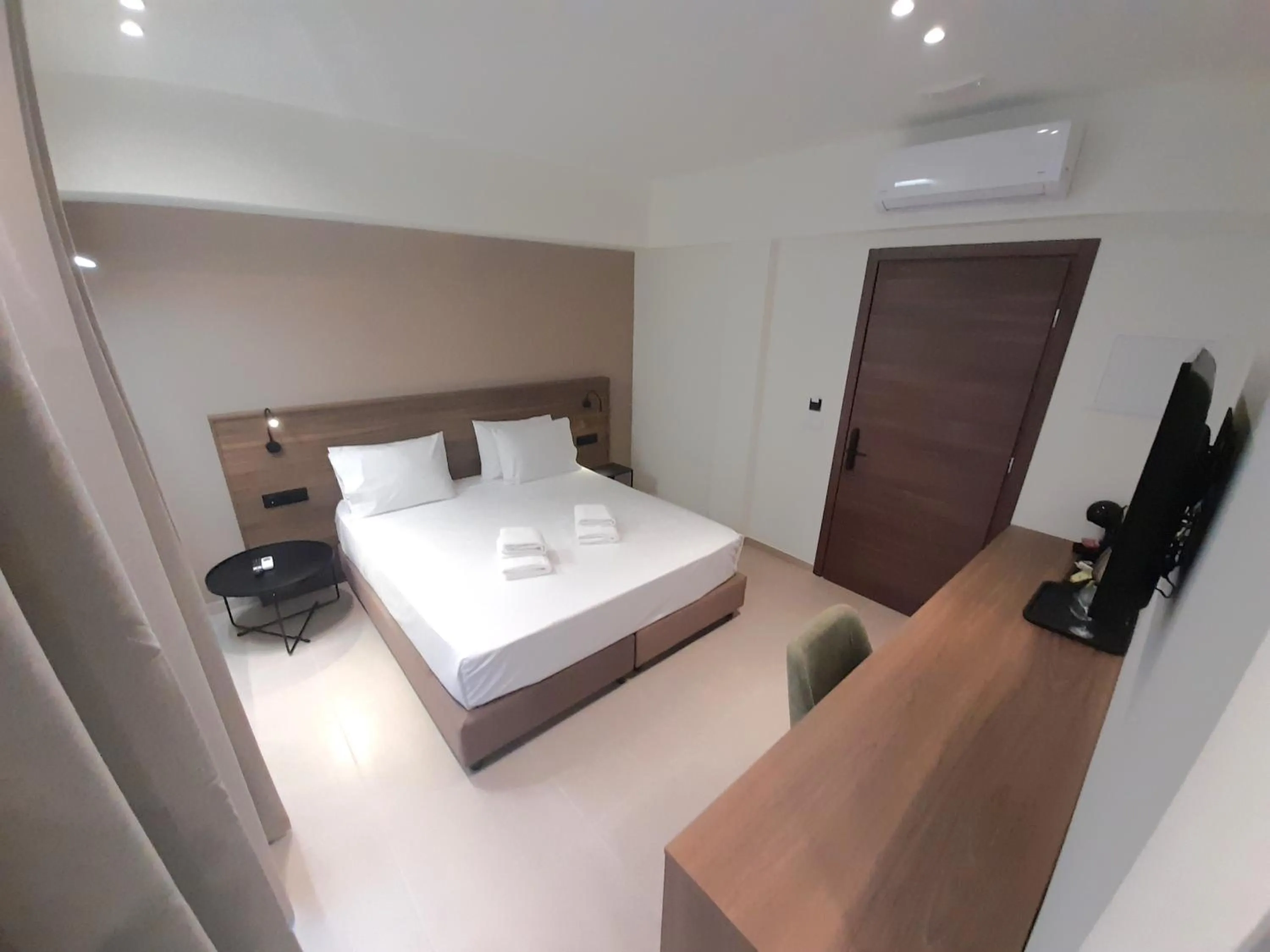 Bedroom, Bed in Elite Centre