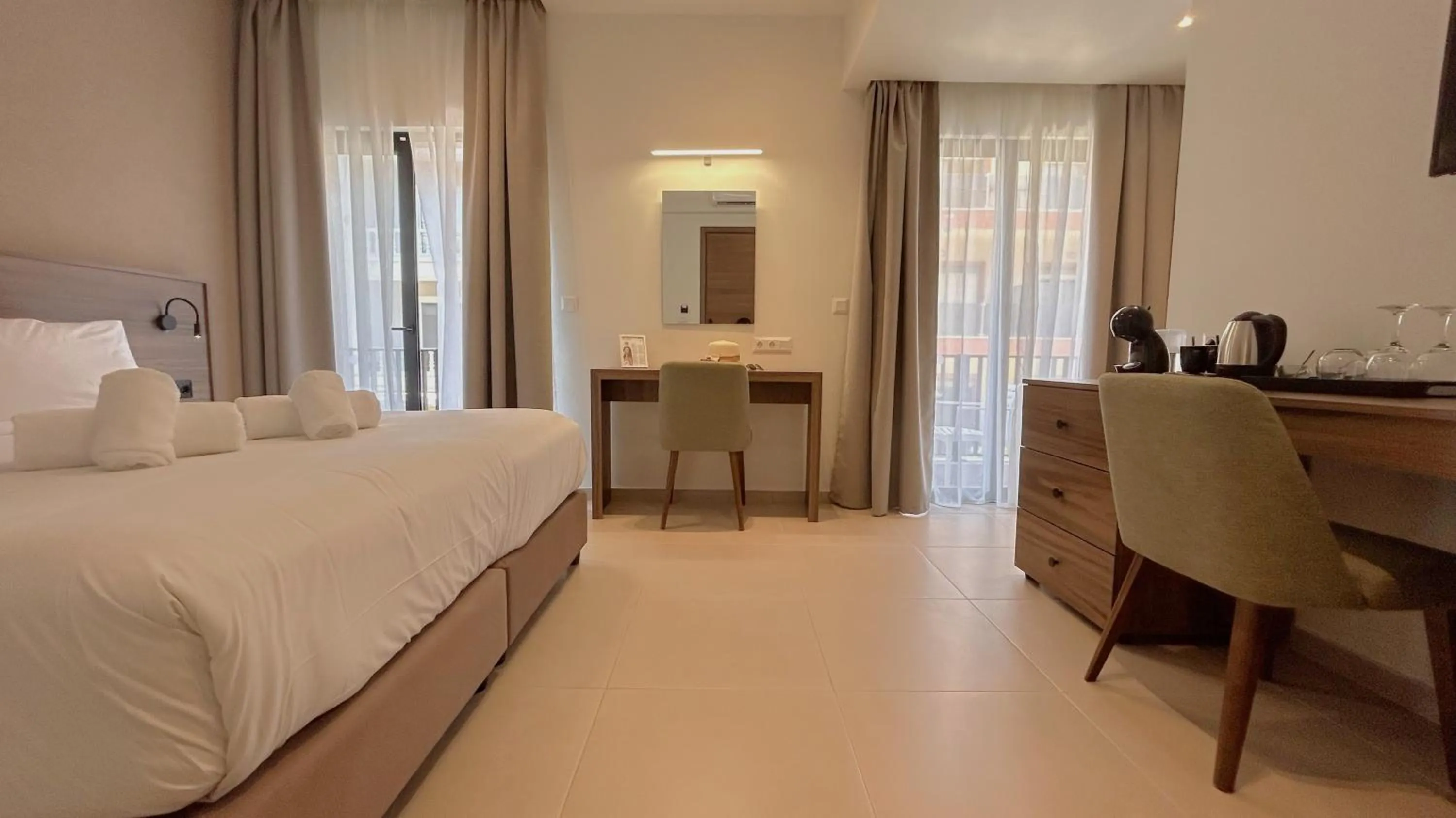 Bedroom, Bed in Elite Centre