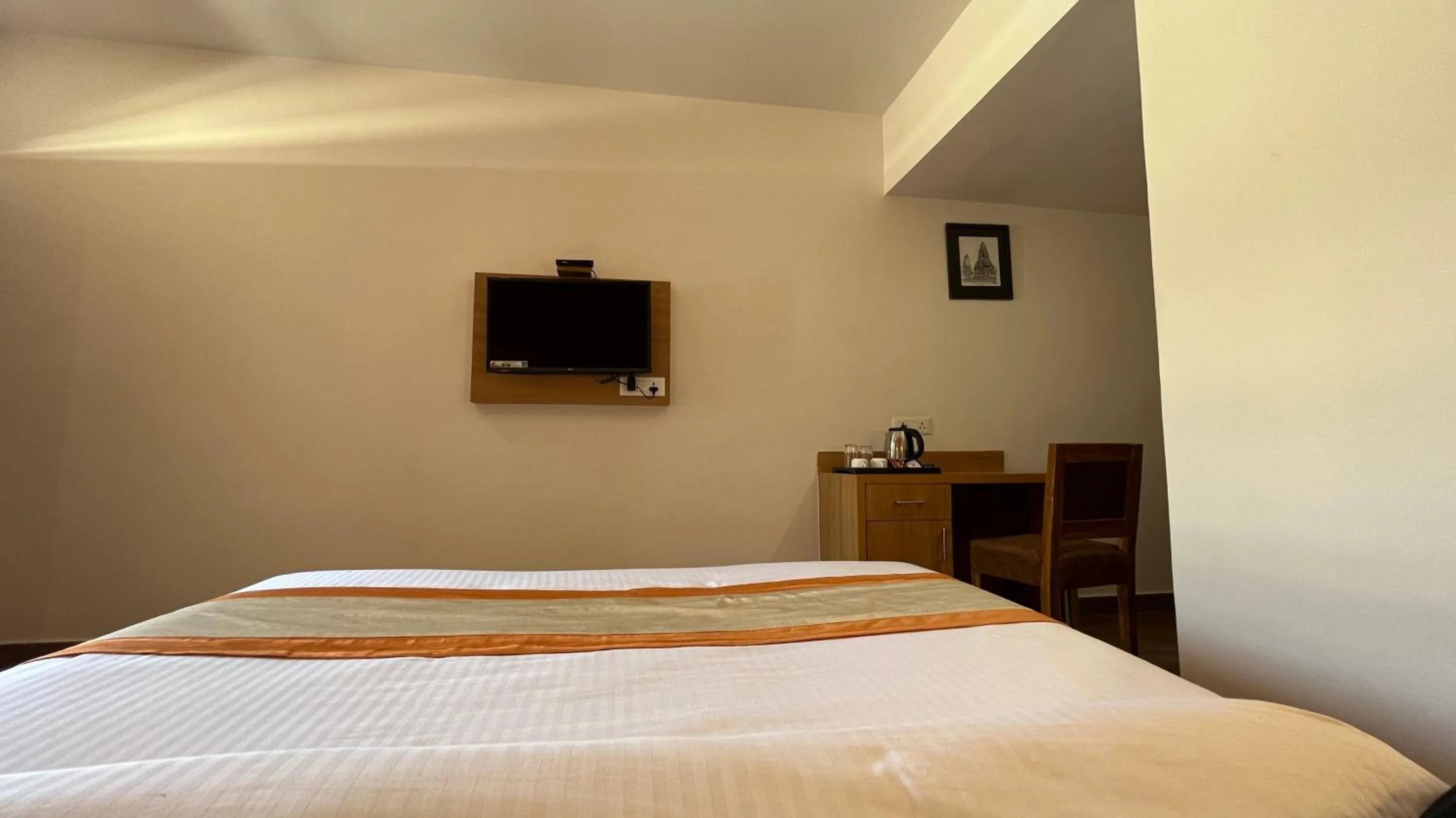 Bed in Hotel The Bundela - Khajuraho, Madhya Pradesh