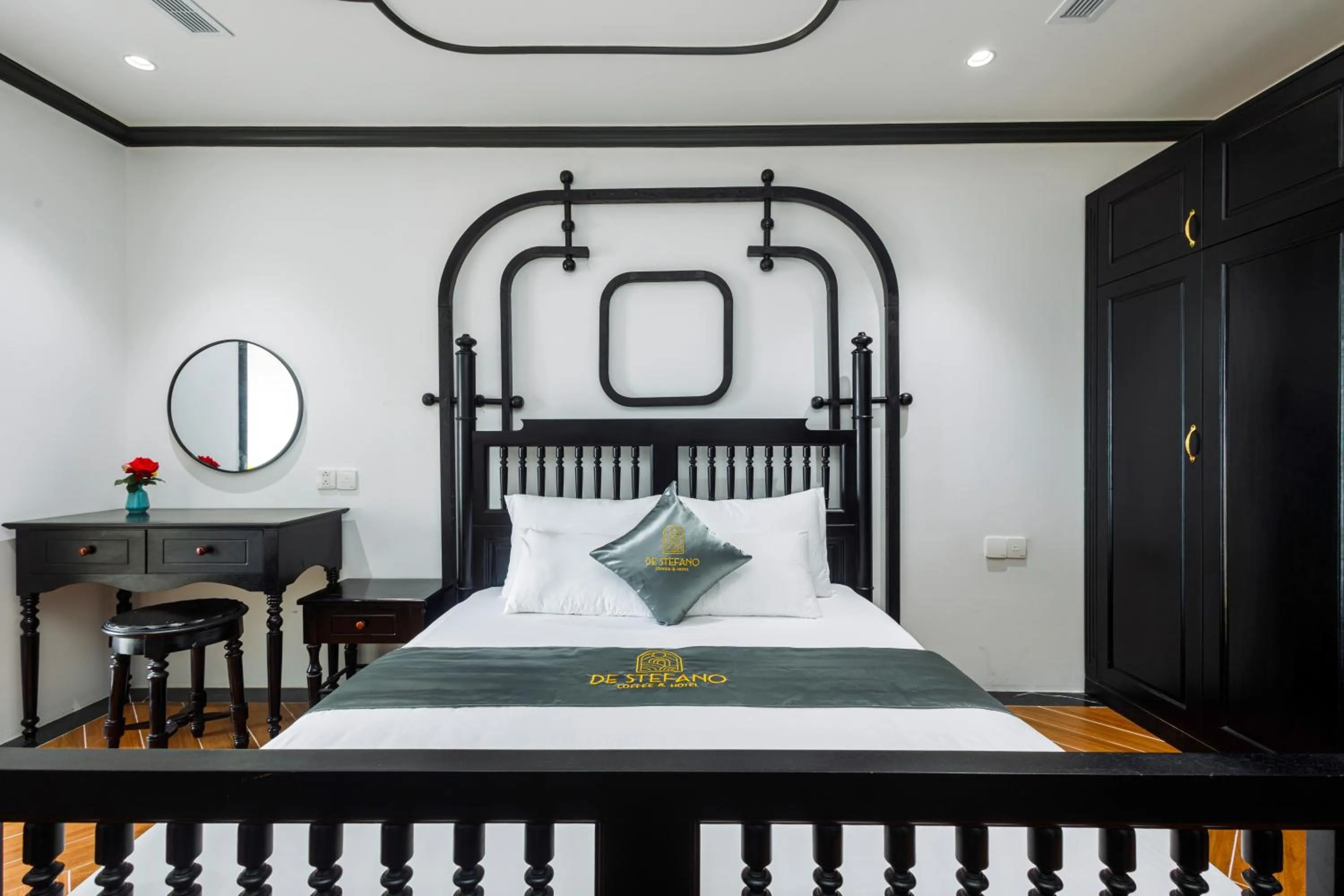 Bed in De Stefano Coffee and Hotel