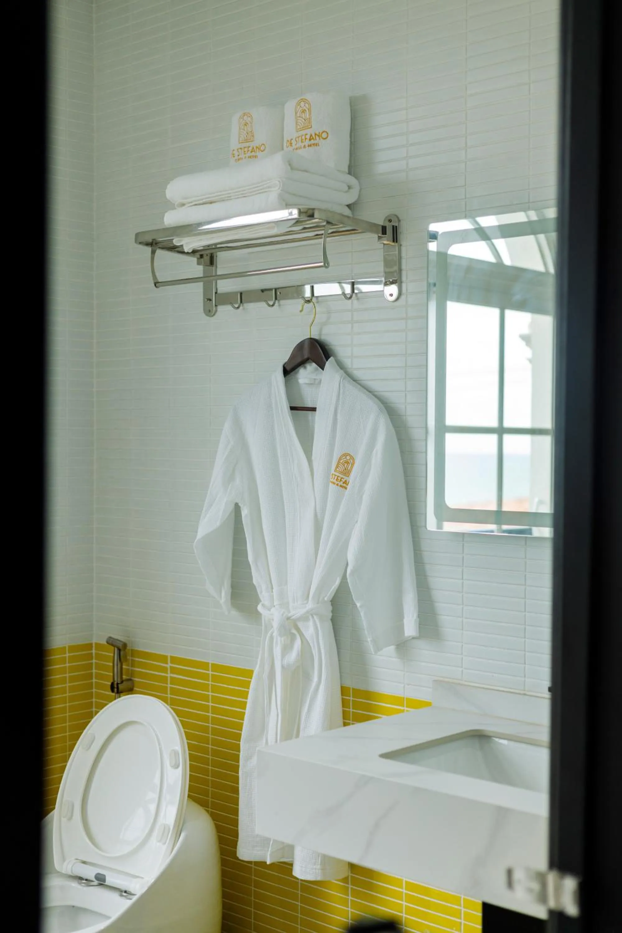 towels in De Stefano Coffee and Hotel