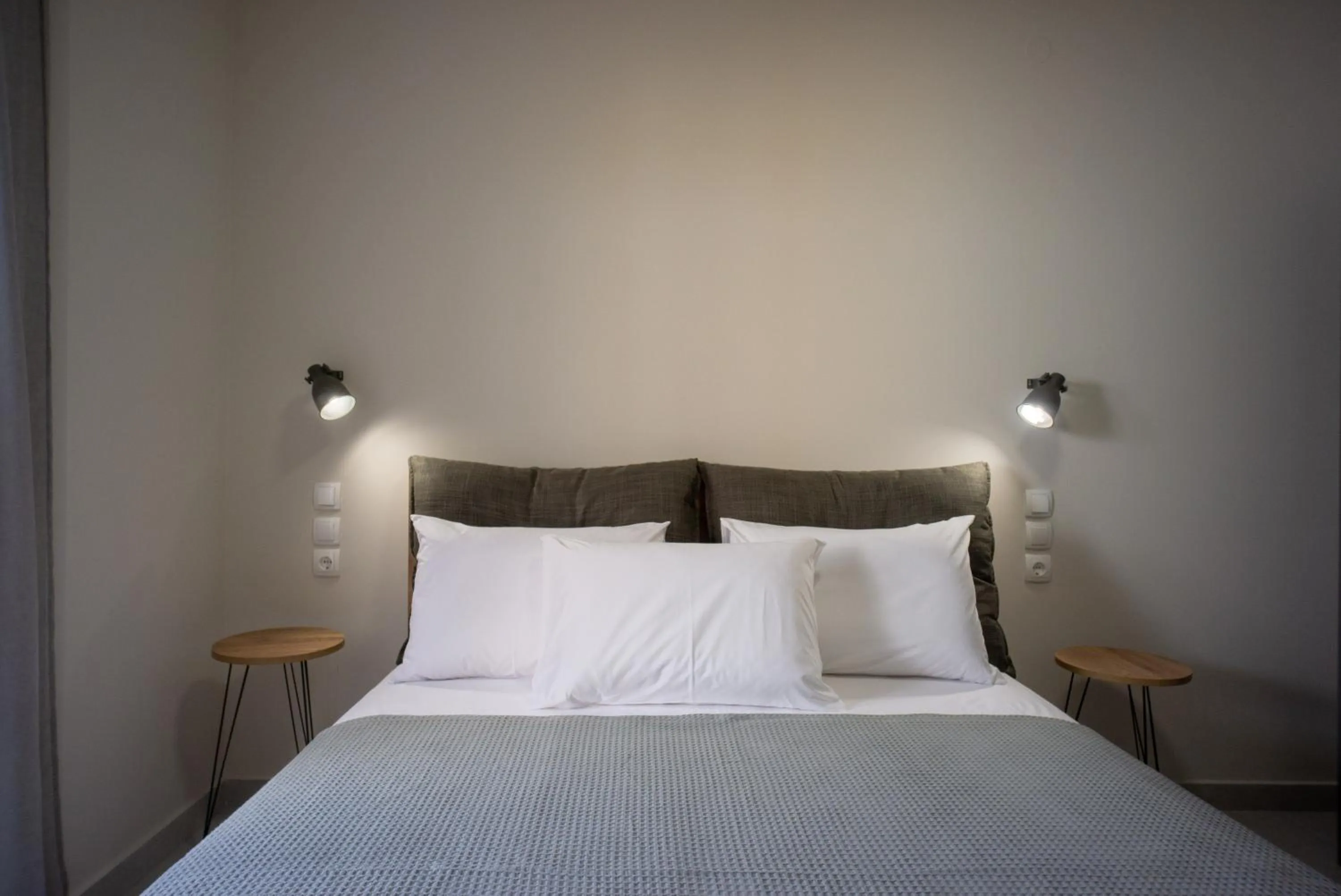 Bed in Lobelia Homes