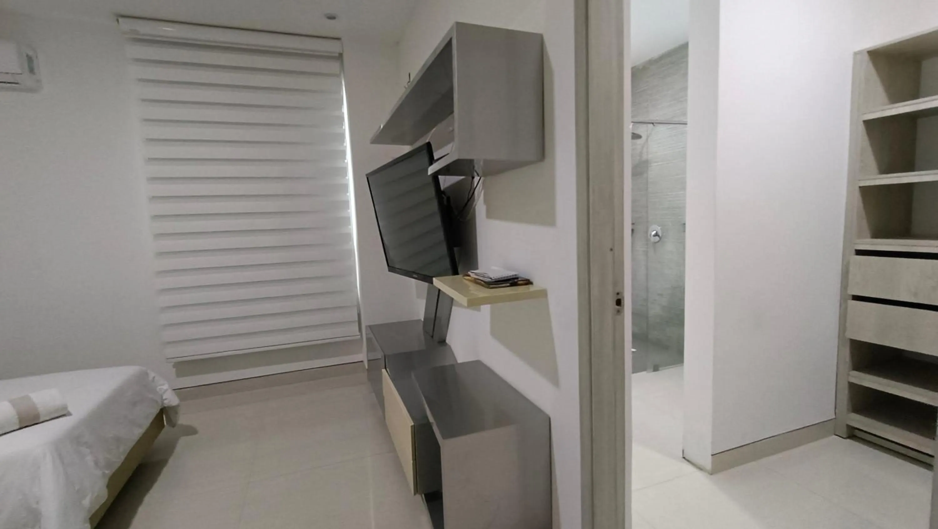 TV and multimedia in Hotel Kai