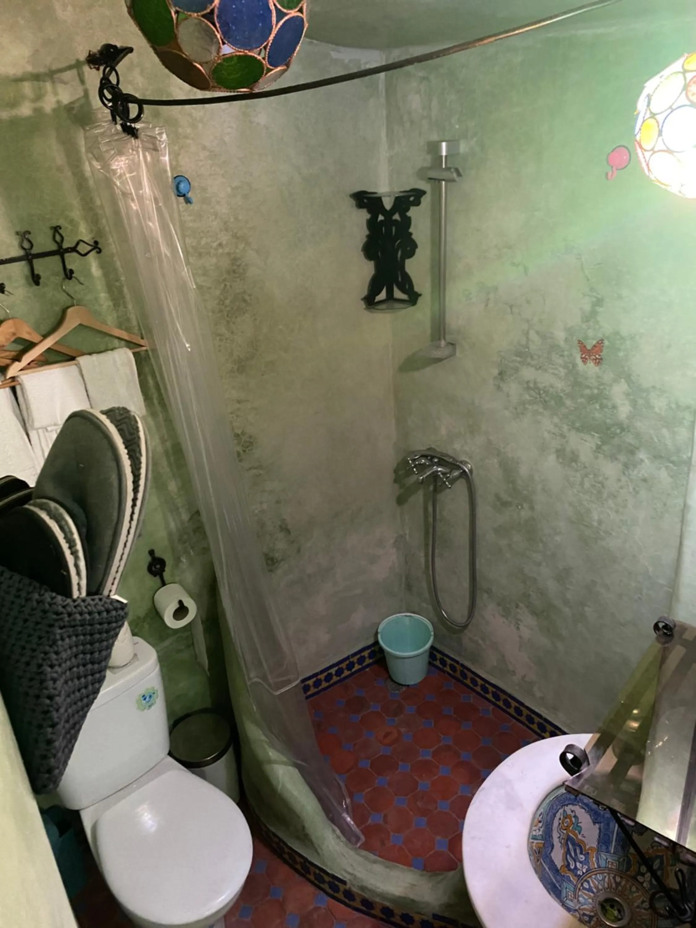 Shower in Riad Azurite