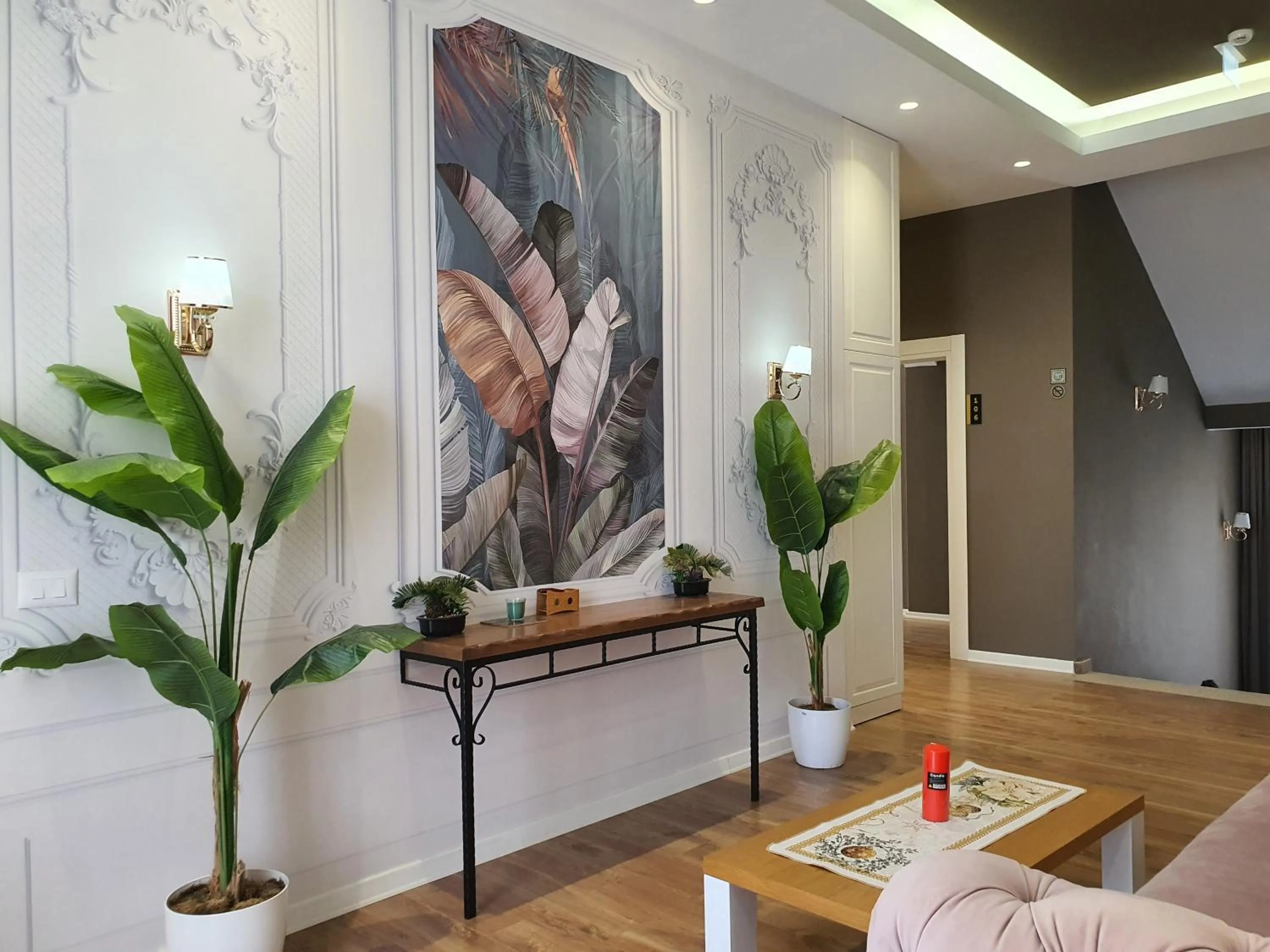 Decorative detail in HEIRESS Hotel