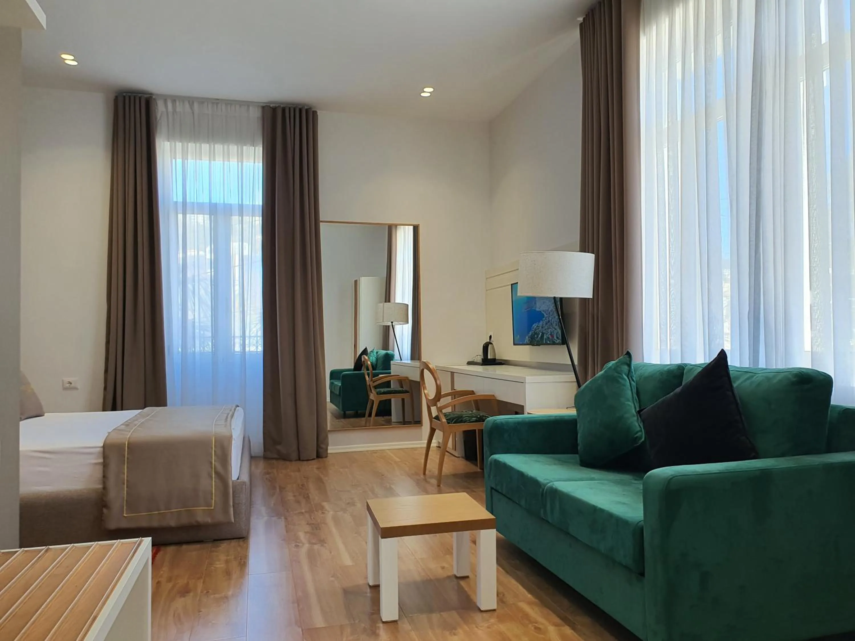 Seating area in HEIRESS Hotel