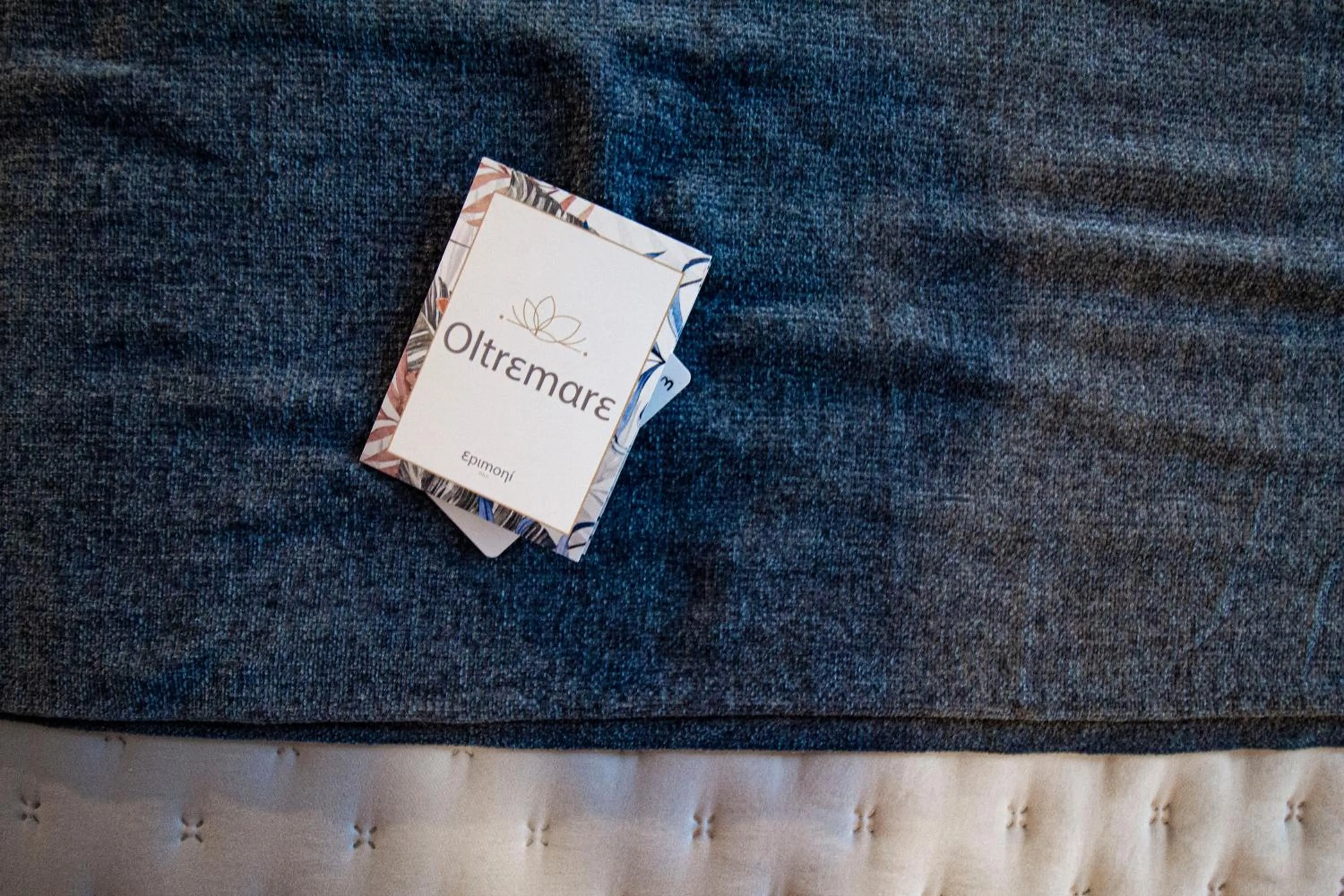 Logo/Certificate/Sign, Bed in Epimonì B&B