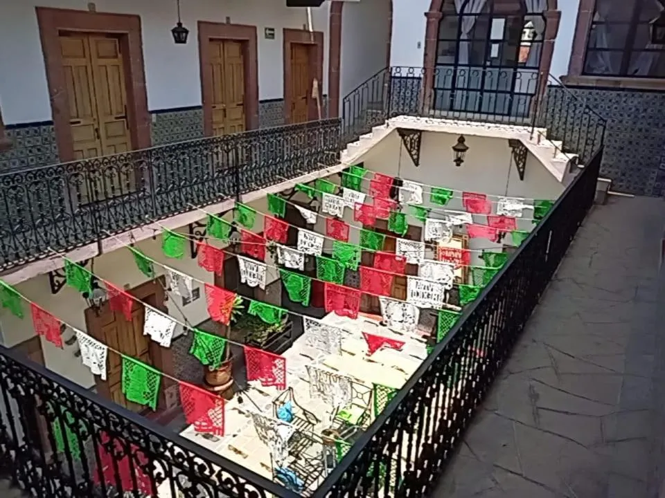 Property building in Posada de las Monjas