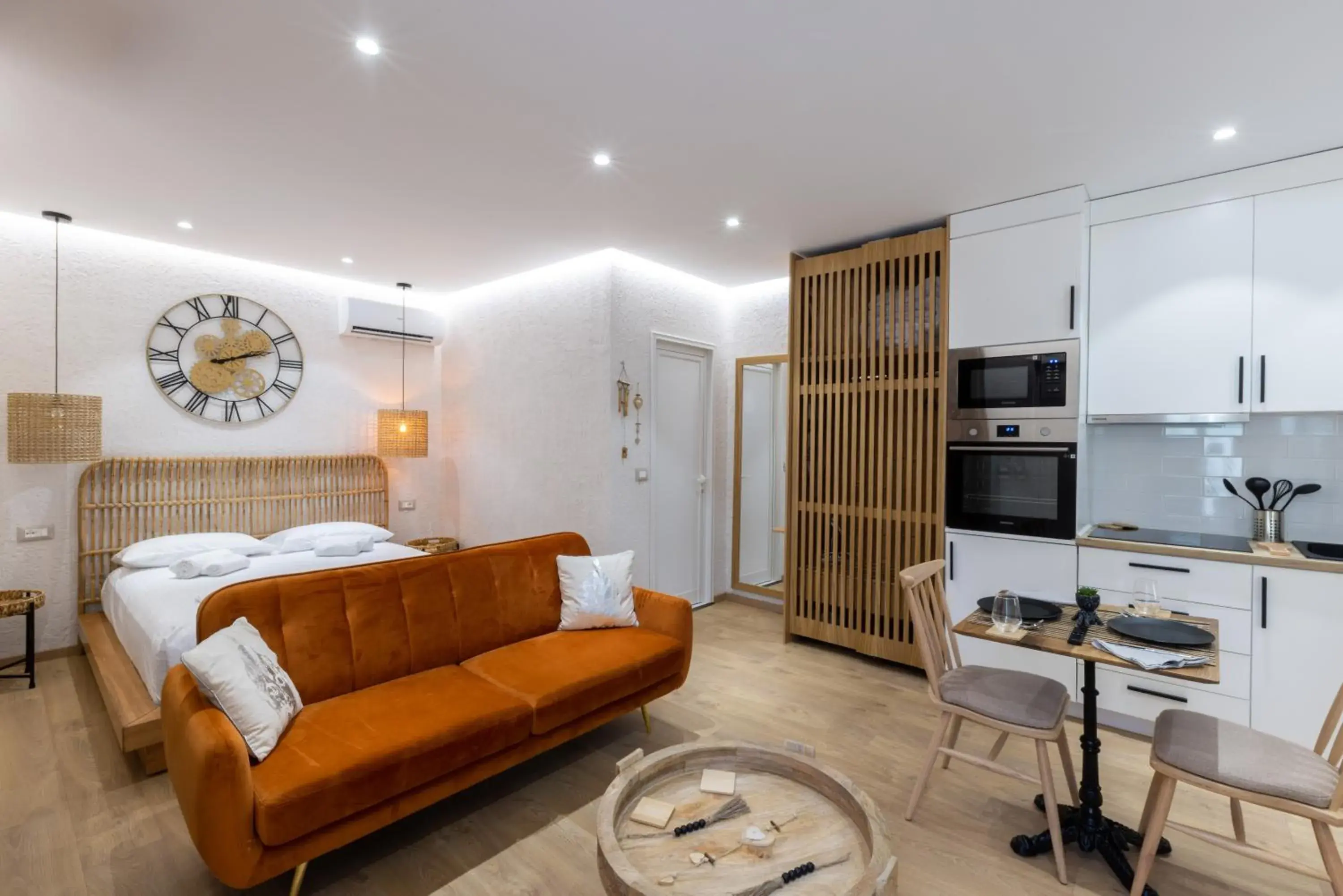 Deluxe Double Room in Boho Central Apartment Deluxe Double Room in Boho Central Apartment