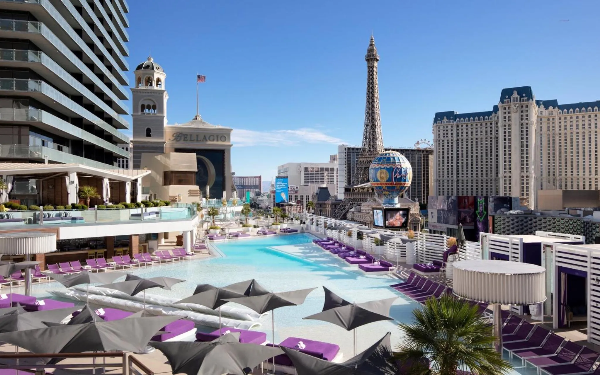 Swimming pool in The Cosmopolitan Of Las Vegas