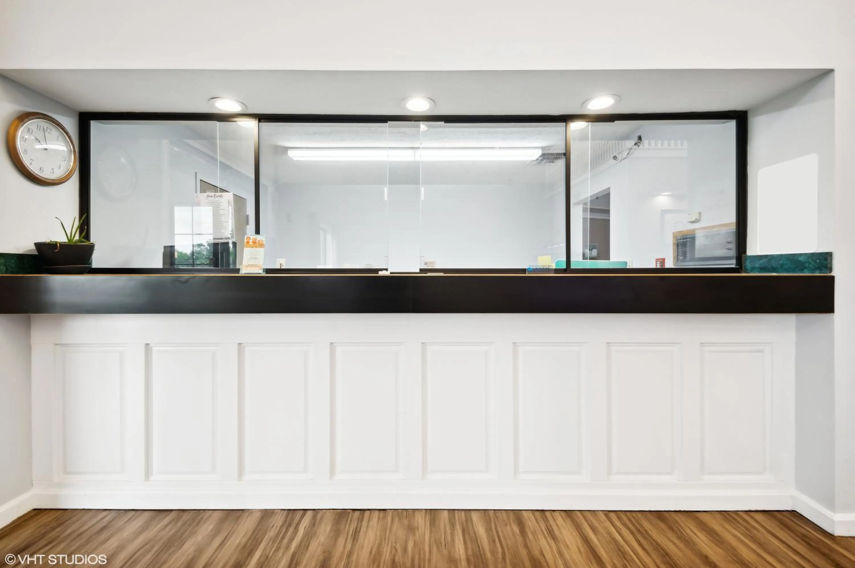 Lobby or reception in My Hometown Inn