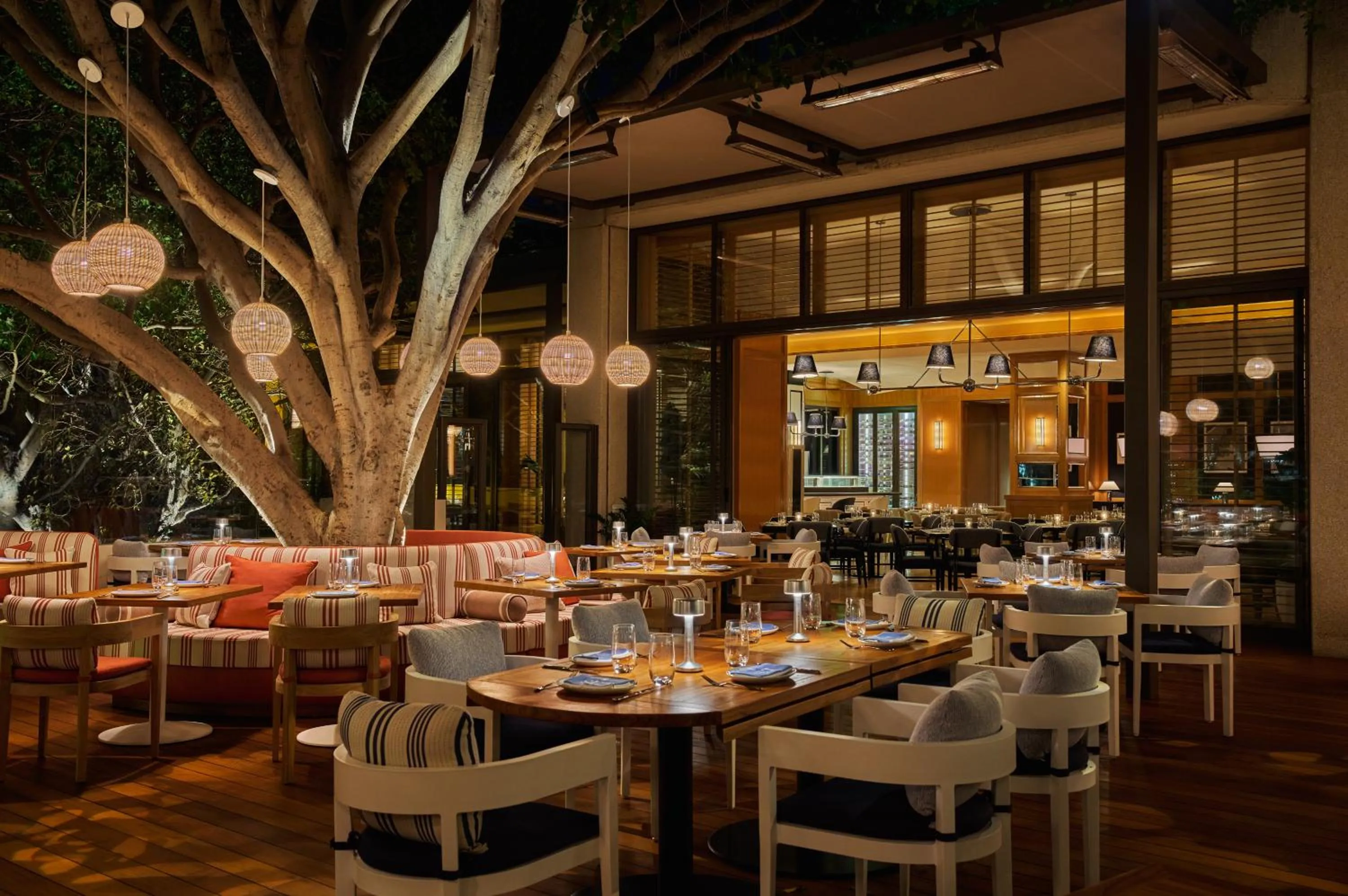 Restaurant/places to eat in Pendry Newport Beach
